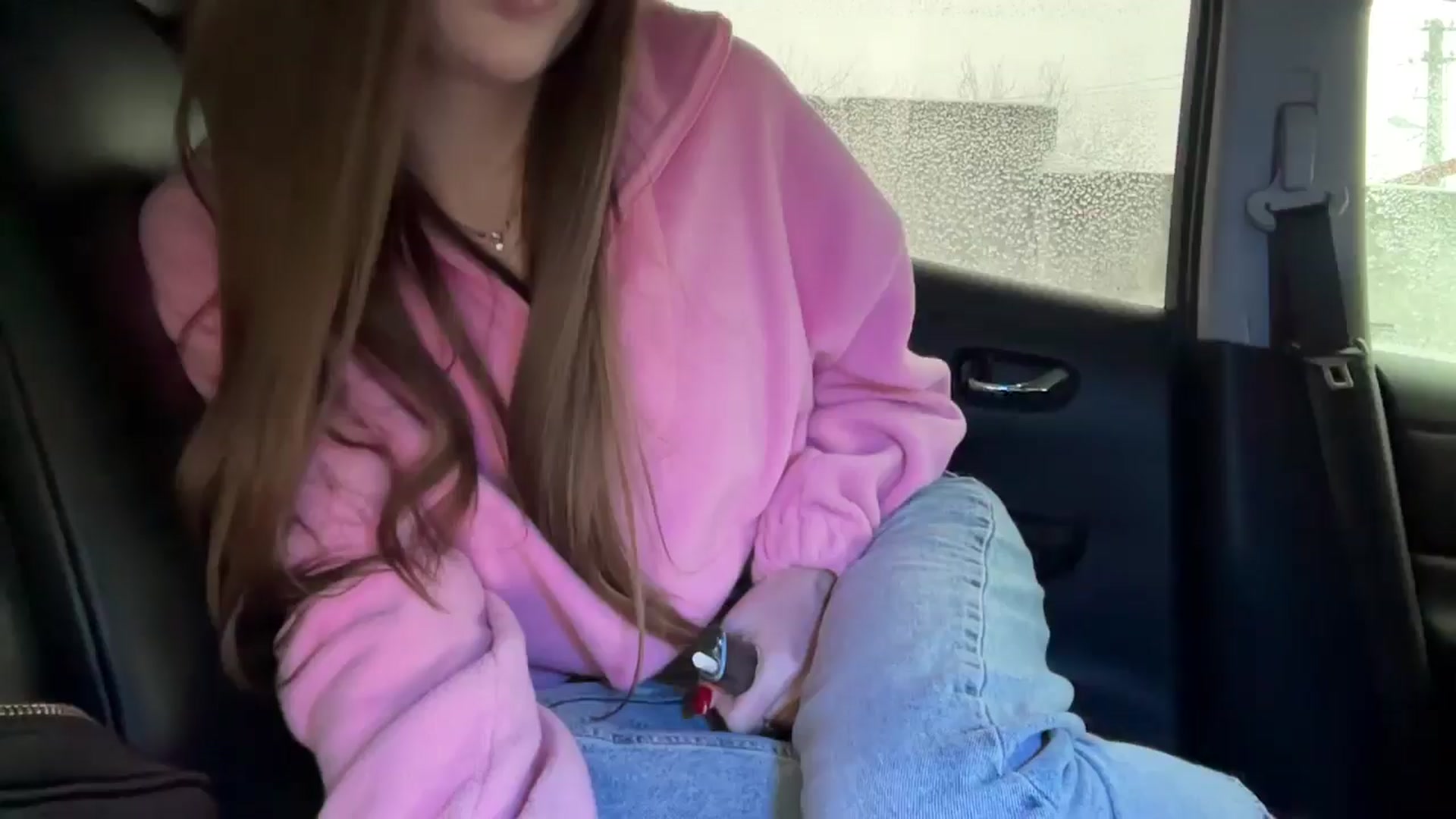 Gallery image thumbnail from Ihave_cookies's myfreecams stream on, 01/11/2026, 12:23 image 9 of 20
