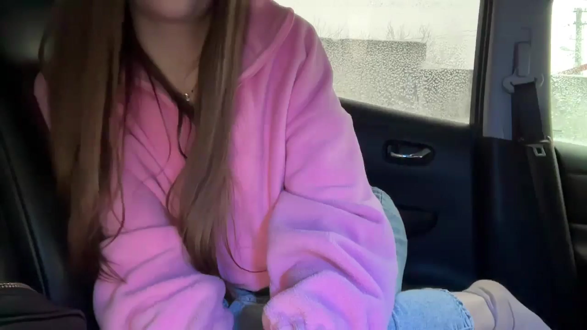 Gallery image thumbnail from Ihave_cookies's myfreecams stream on, 01/11/2026, 12:23 image 10 of 20