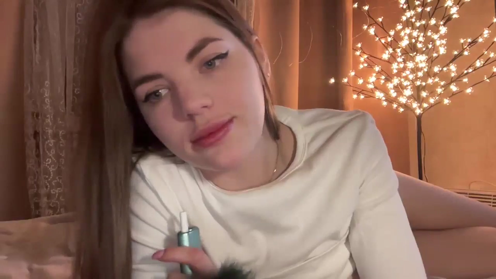 Gallery image thumbnail from Ihave_cookies's myfreecams stream on, 02/09/2026, 21:52 image 15 of 20
