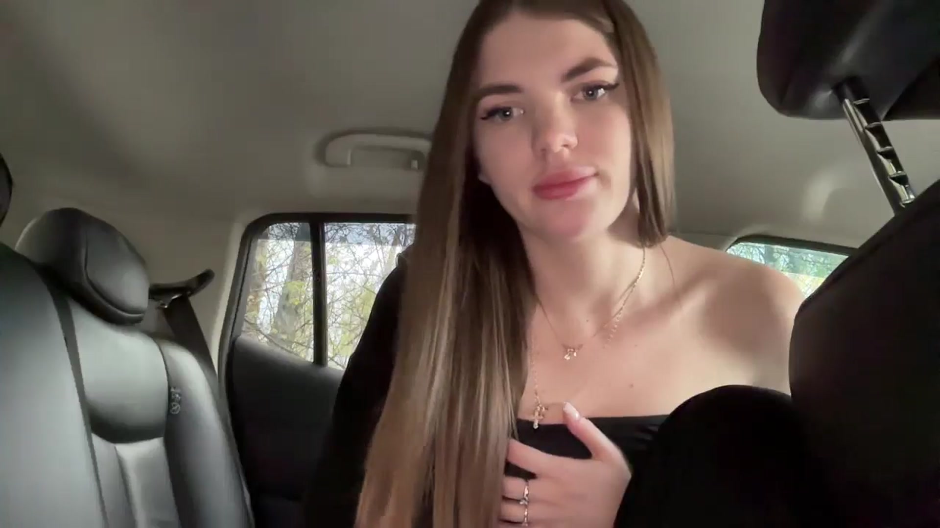 Gallery image thumbnail from Ihave_cookies's myfreecams stream on, 04/19/2026, 14:38 image 19 of 20