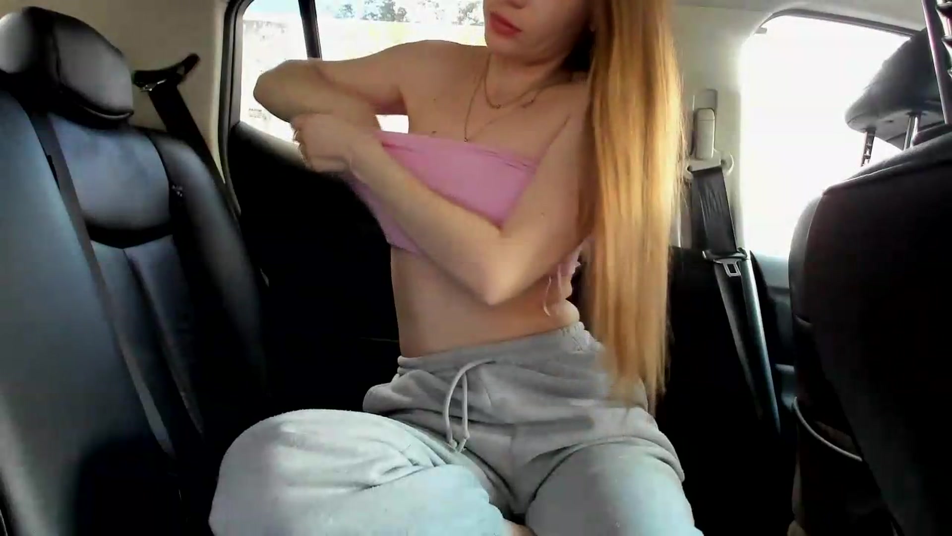 Gallery image thumbnail from Ihave_cookies's myfreecams stream on, 05/31/2026, 13:04 image 11 of 20