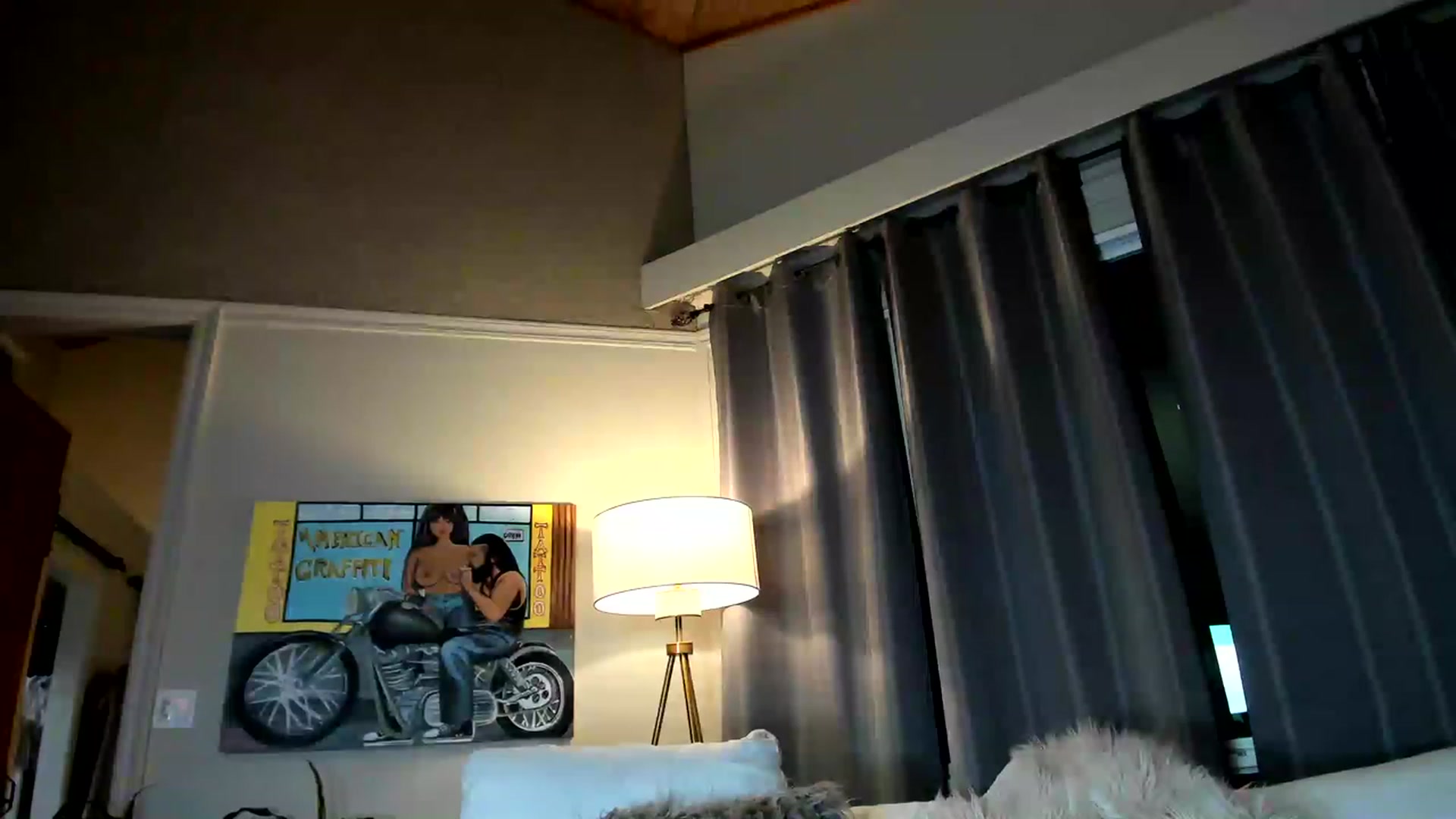 Gallery image thumbnail from Illicit69's myfreecams stream on, 12/06/2022, 02:50 image 20 of 20