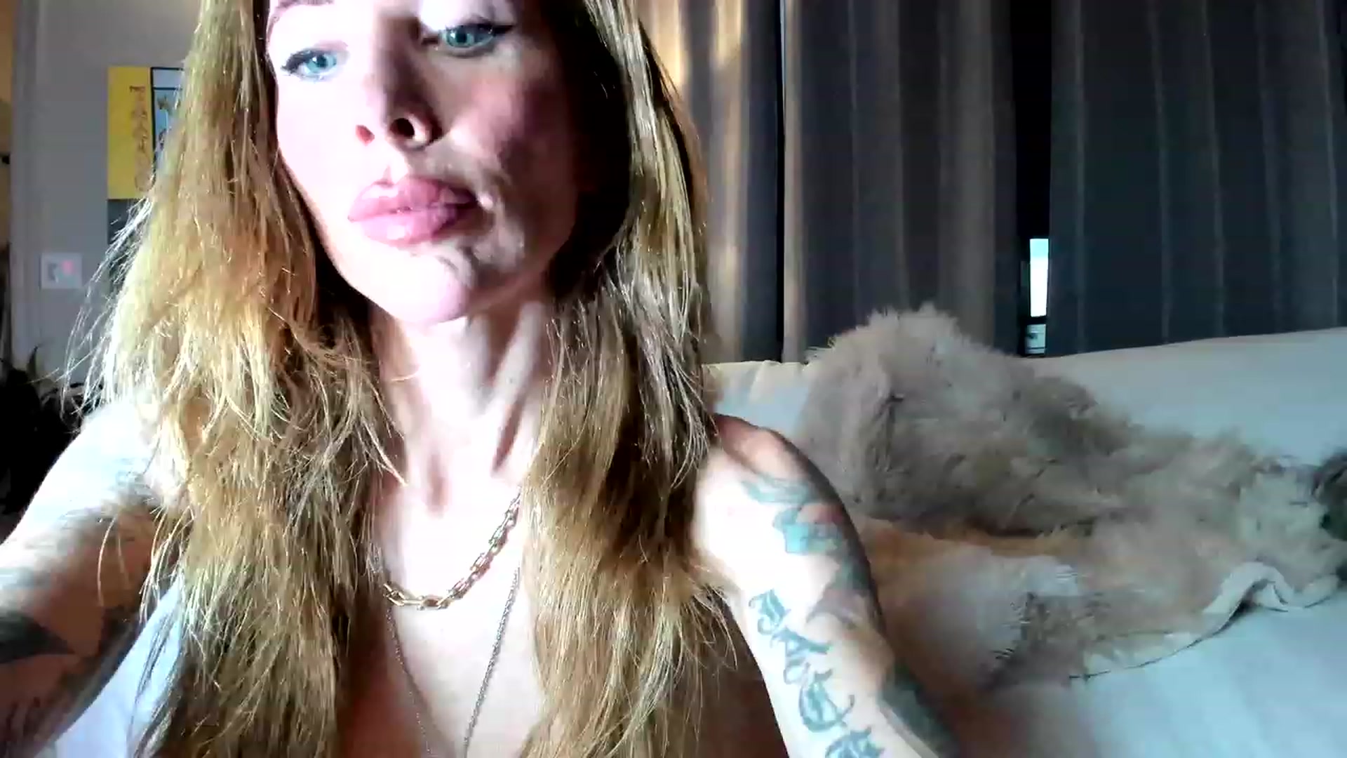 Gallery image thumbnail from Illicit69's myfreecams stream on, 12/06/2022, 02:58 image 20 of 20