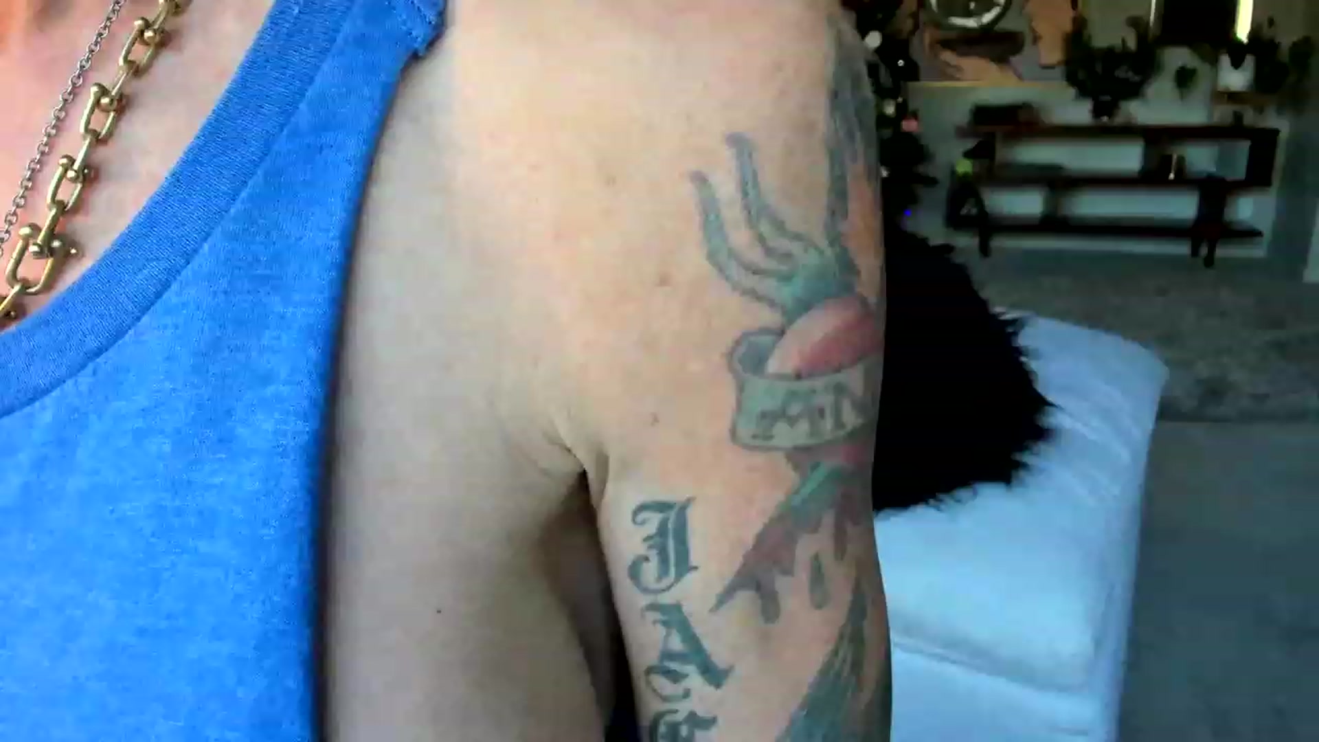 Gallery image thumbnail from Illicit69's myfreecams stream on, 12/15/2022, 20:46 image 20 of 20