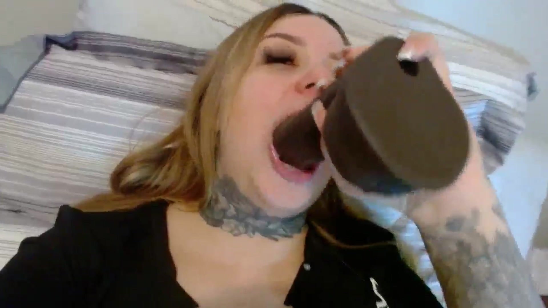 Gallery image thumbnail from IllusionBby's myfreecams stream on, 02/02/2025, 11:18 image 17 of 20