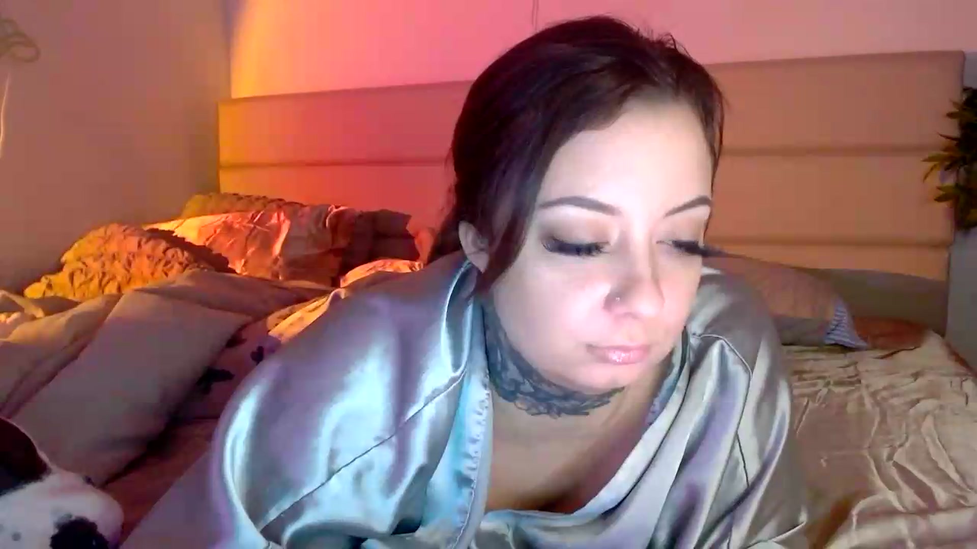 Gallery image thumbnail from IllusionBby's myfreecams stream on, 07/01/2026, 07:50 image 12 of 20