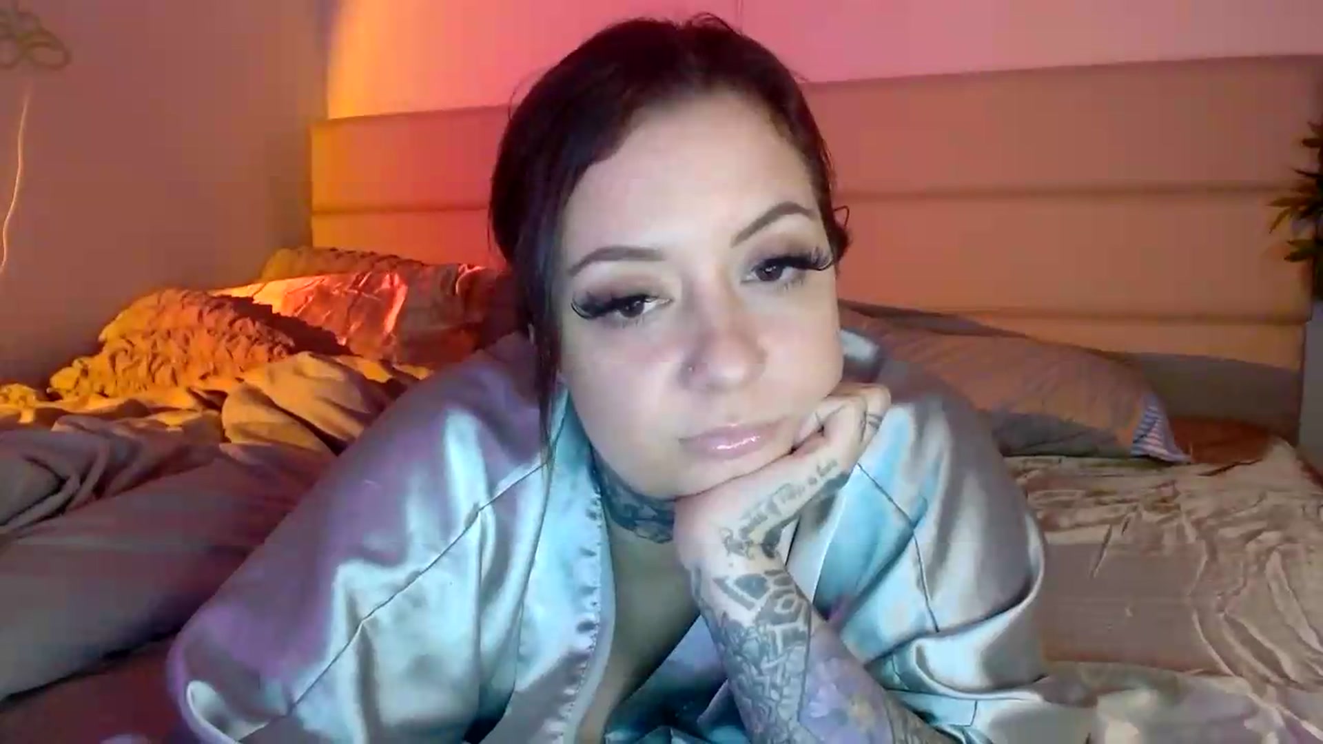 Gallery image thumbnail from IllusionBby's myfreecams stream on, 07/01/2026, 07:50 image 3 of 20