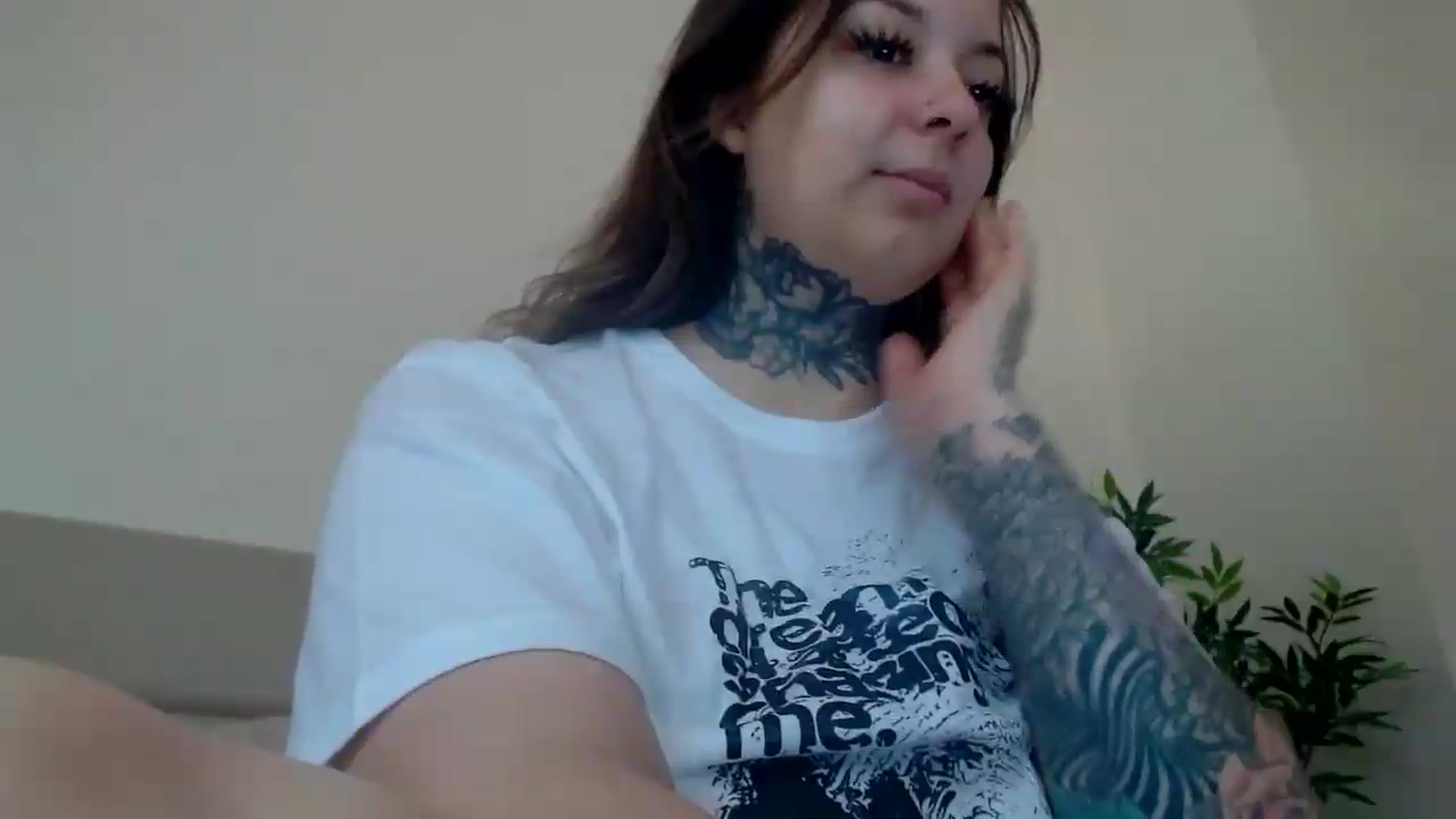 Gallery image thumbnail from IllusionBby's myfreecams stream on, 07/12/2026, 16:31 image 15 of 20
