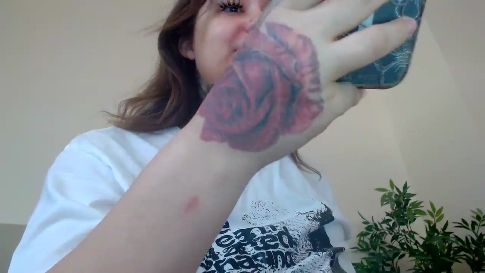 Gallery image thumbnail from IllusionBby's myfreecams stream on, 07/12/2026, 16:31 image 17 of 20