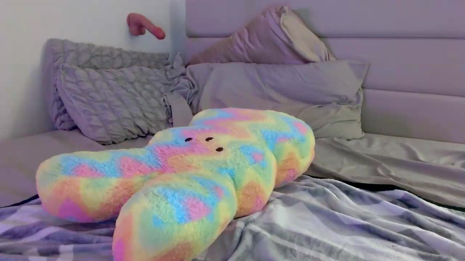 Gallery image thumbnail from IllusionBby's myfreecams stream on, 08/03/2026, 04:36 image 3 of 20