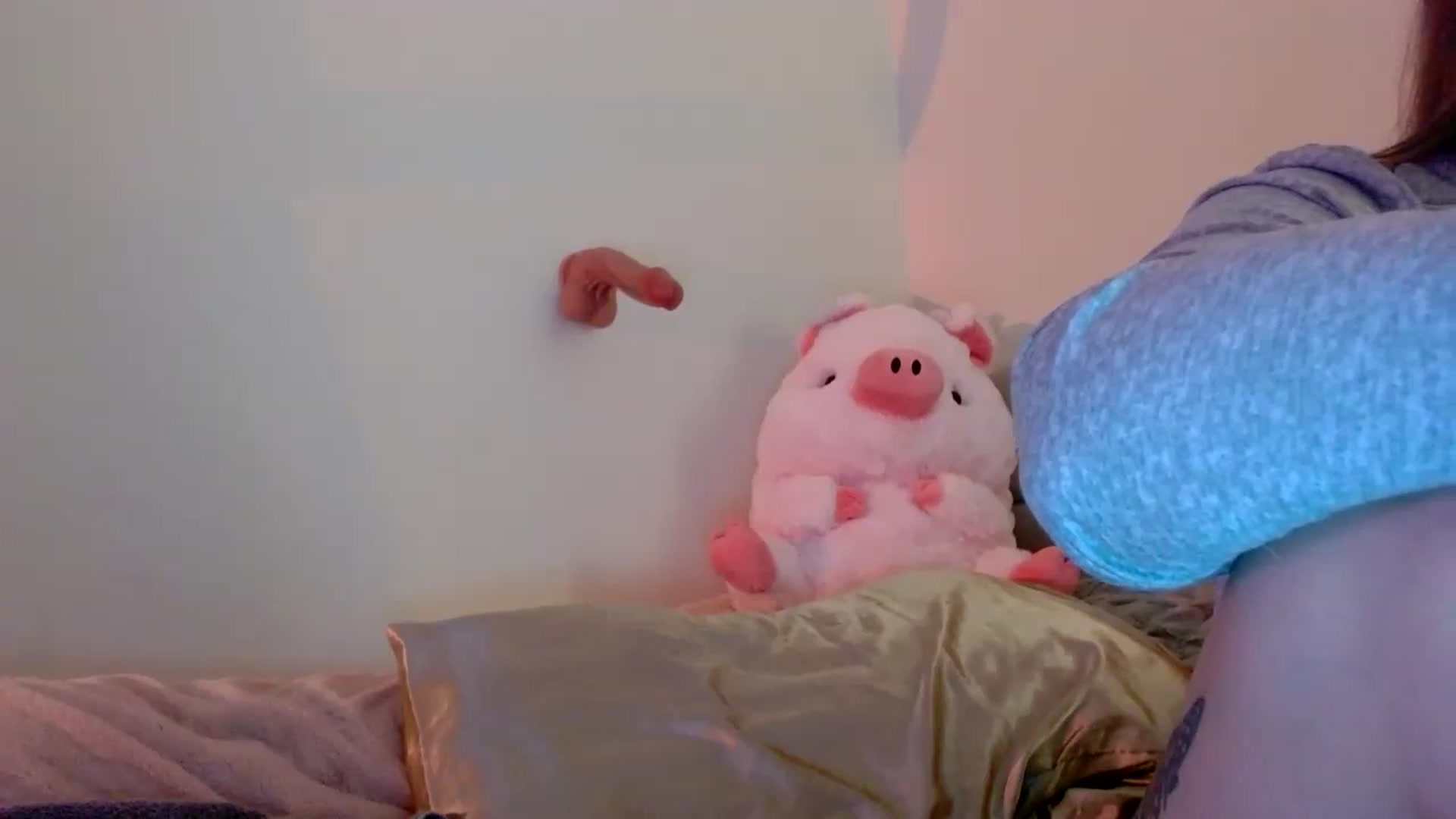 Gallery image thumbnail from IllusionBby's myfreecams stream on, 08/04/2026, 07:12 image 4 of 20