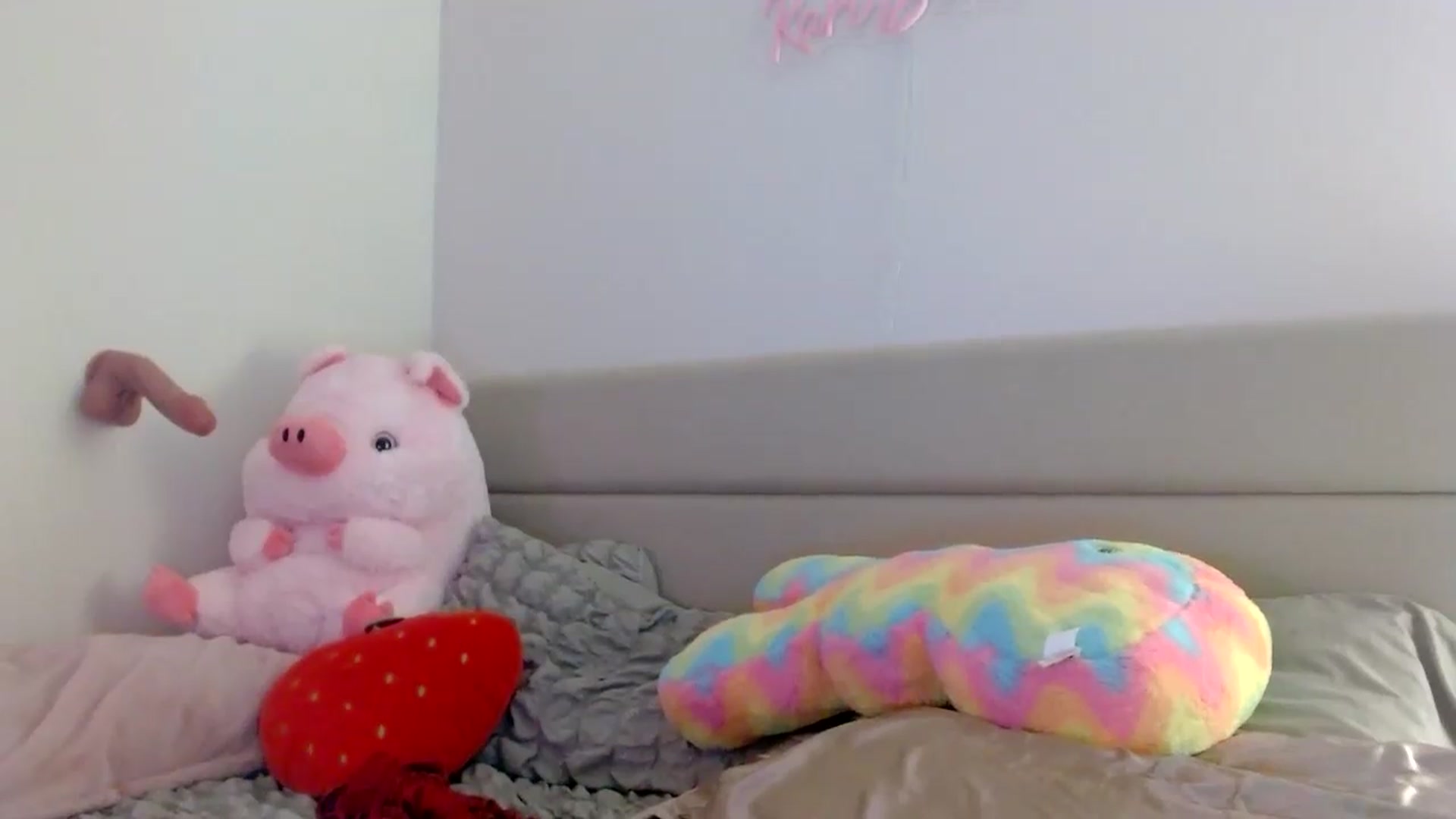 Gallery image thumbnail from IllusionBby's myfreecams stream on, 08/05/2026, 06:28 image 5 of 20