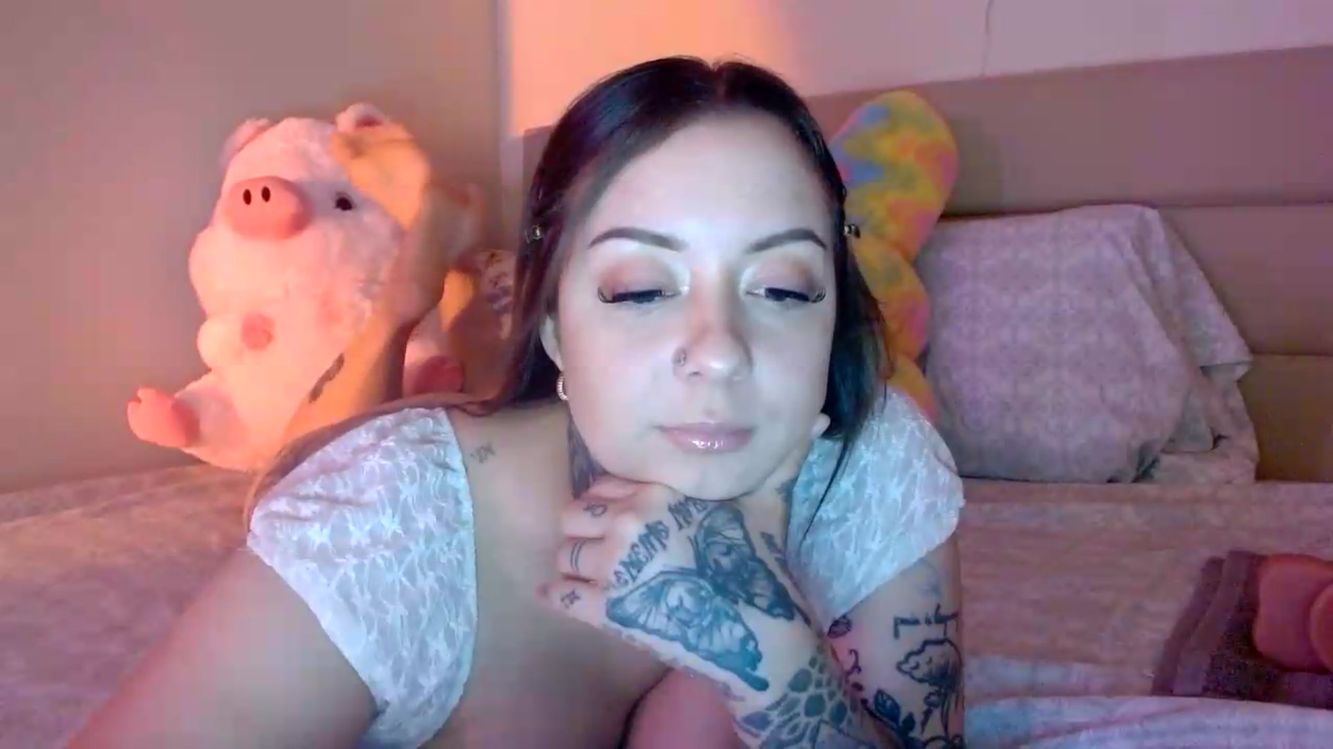 Gallery image thumbnail from IllusionBby's myfreecams stream on, 08/06/2026, 24:46 image 3 of 20