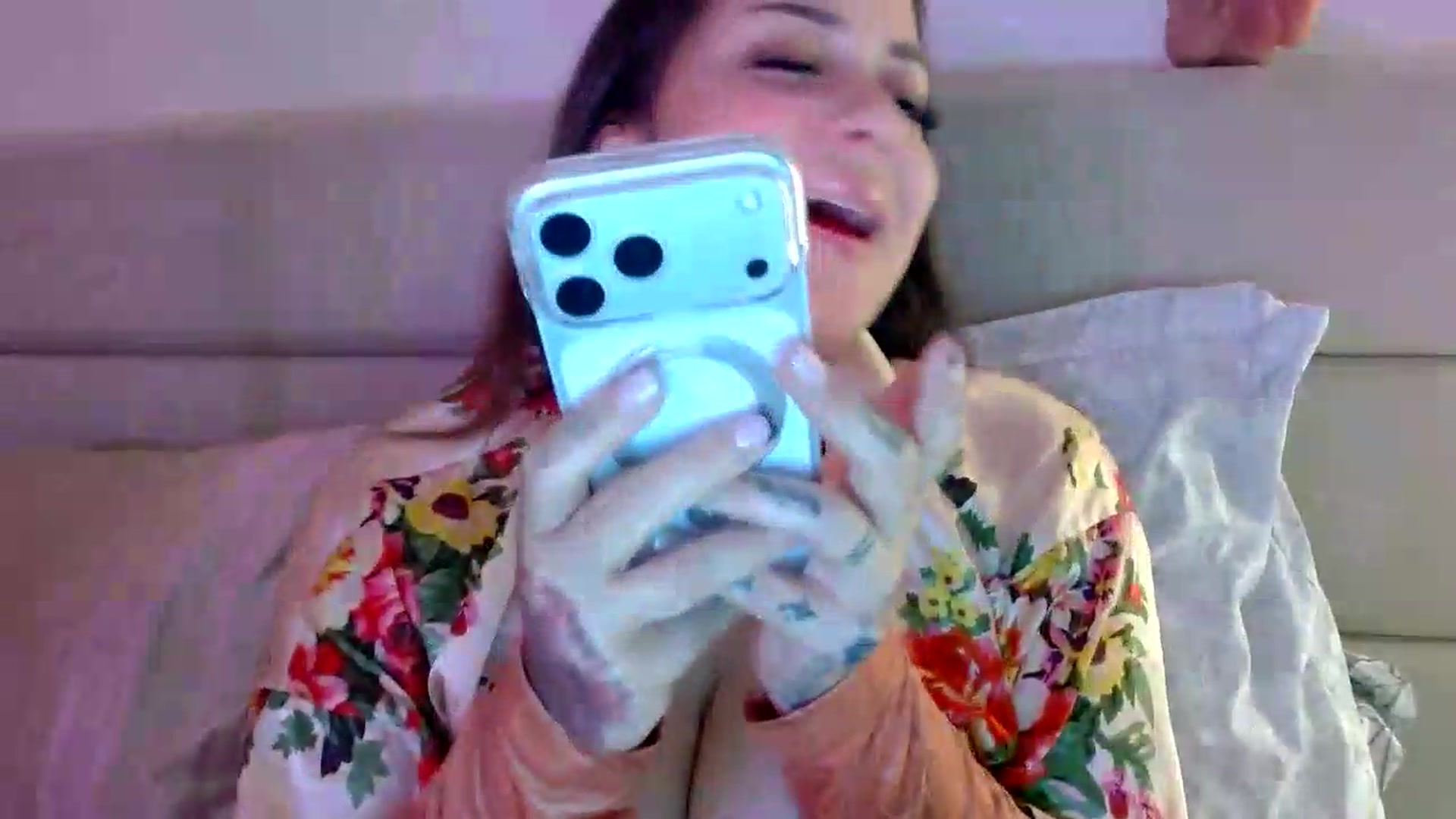 Gallery image thumbnail from IllusionBby's myfreecams stream on, 08/10/2026, 10:18 image 5 of 20