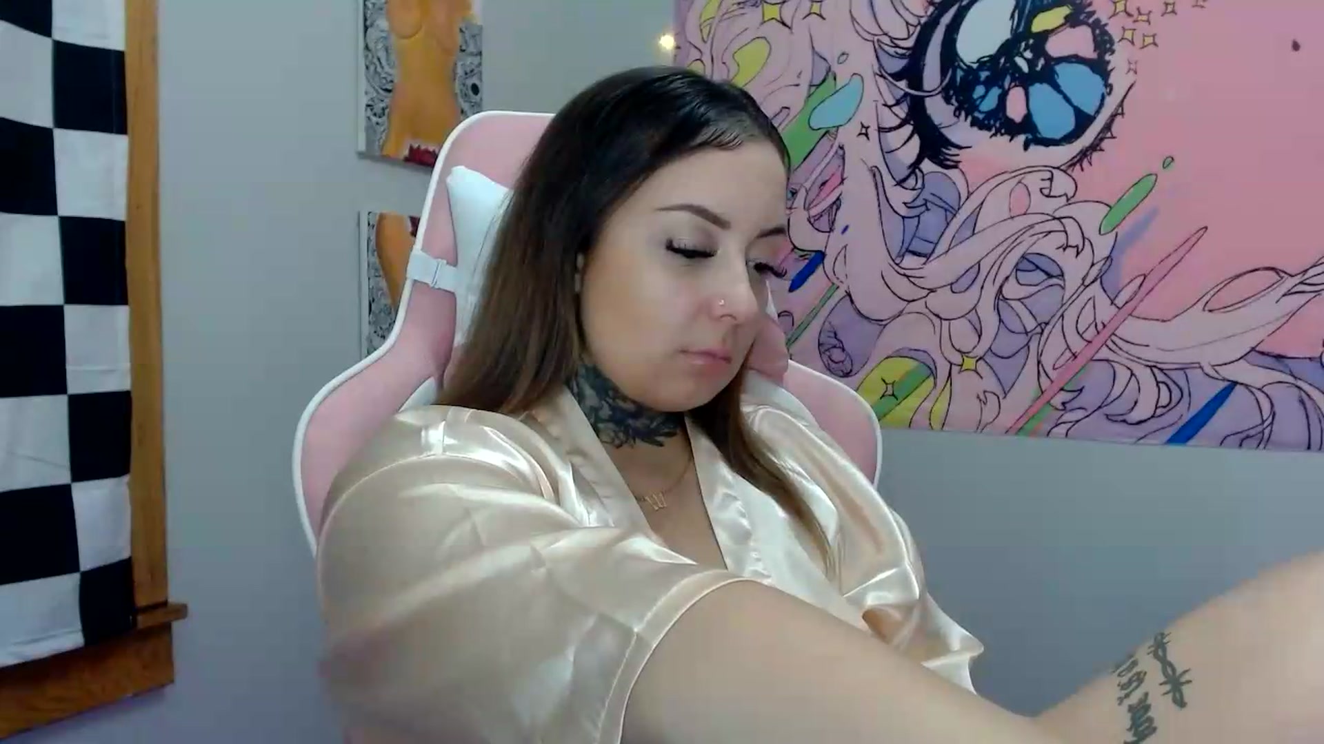 Gallery image thumbnail from IllusionBby's myfreecams stream on, 08/14/2026, 09:52 image 15 of 20