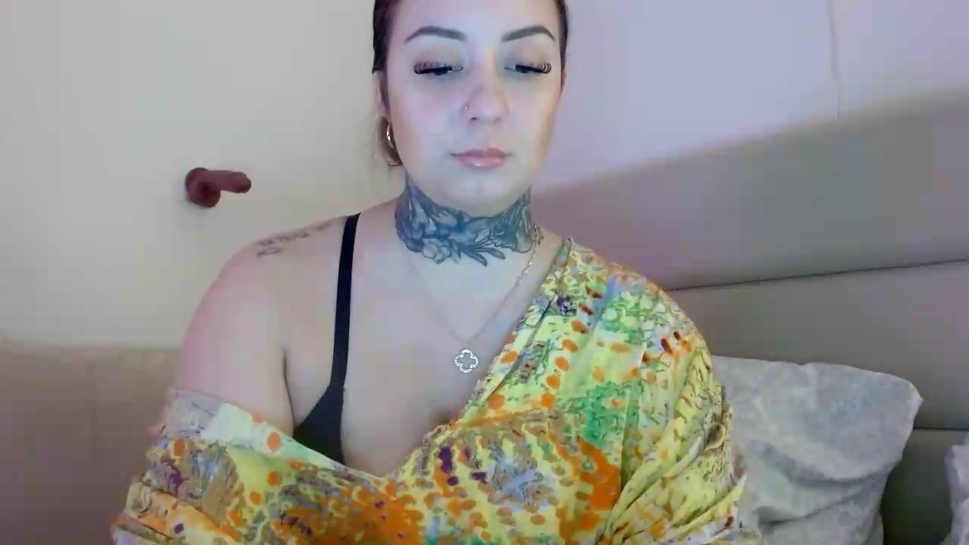 Gallery image thumbnail from IllusionBby's myfreecams stream on, 08/18/2026, 22:47 image 15 of 20
