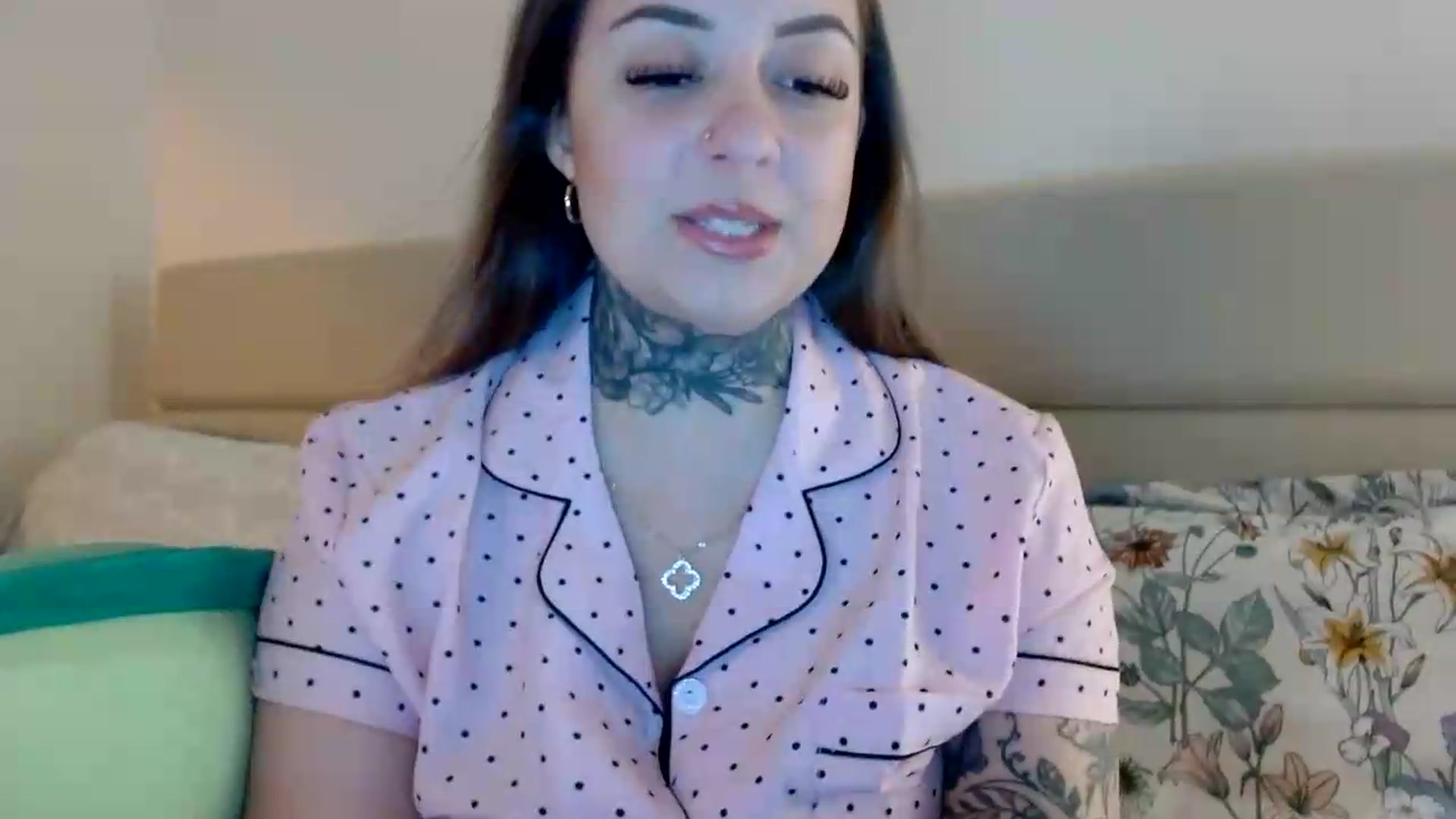 Gallery image thumbnail from IllusionBby's myfreecams stream on, 08/20/2026, 02:29 image 13 of 20