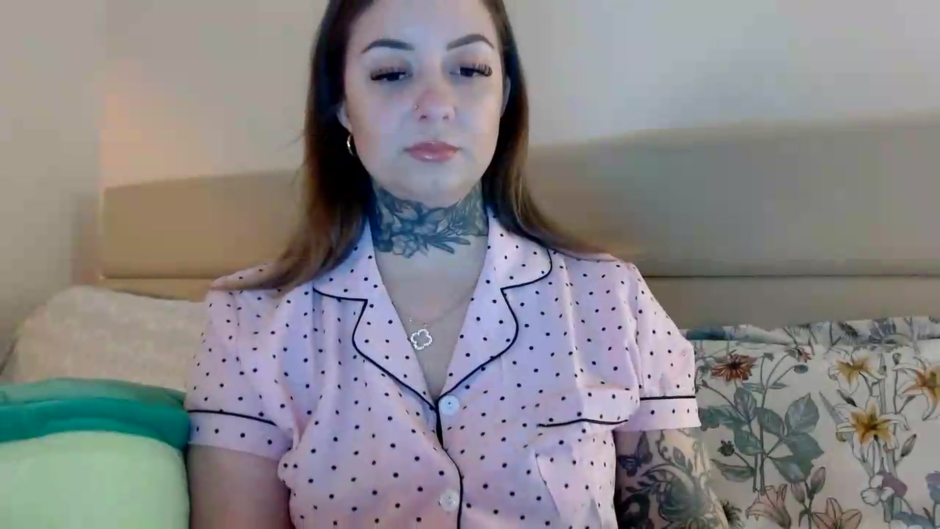 Gallery image thumbnail from IllusionBby's myfreecams stream on, 08/20/2026, 02:29 image 12 of 20