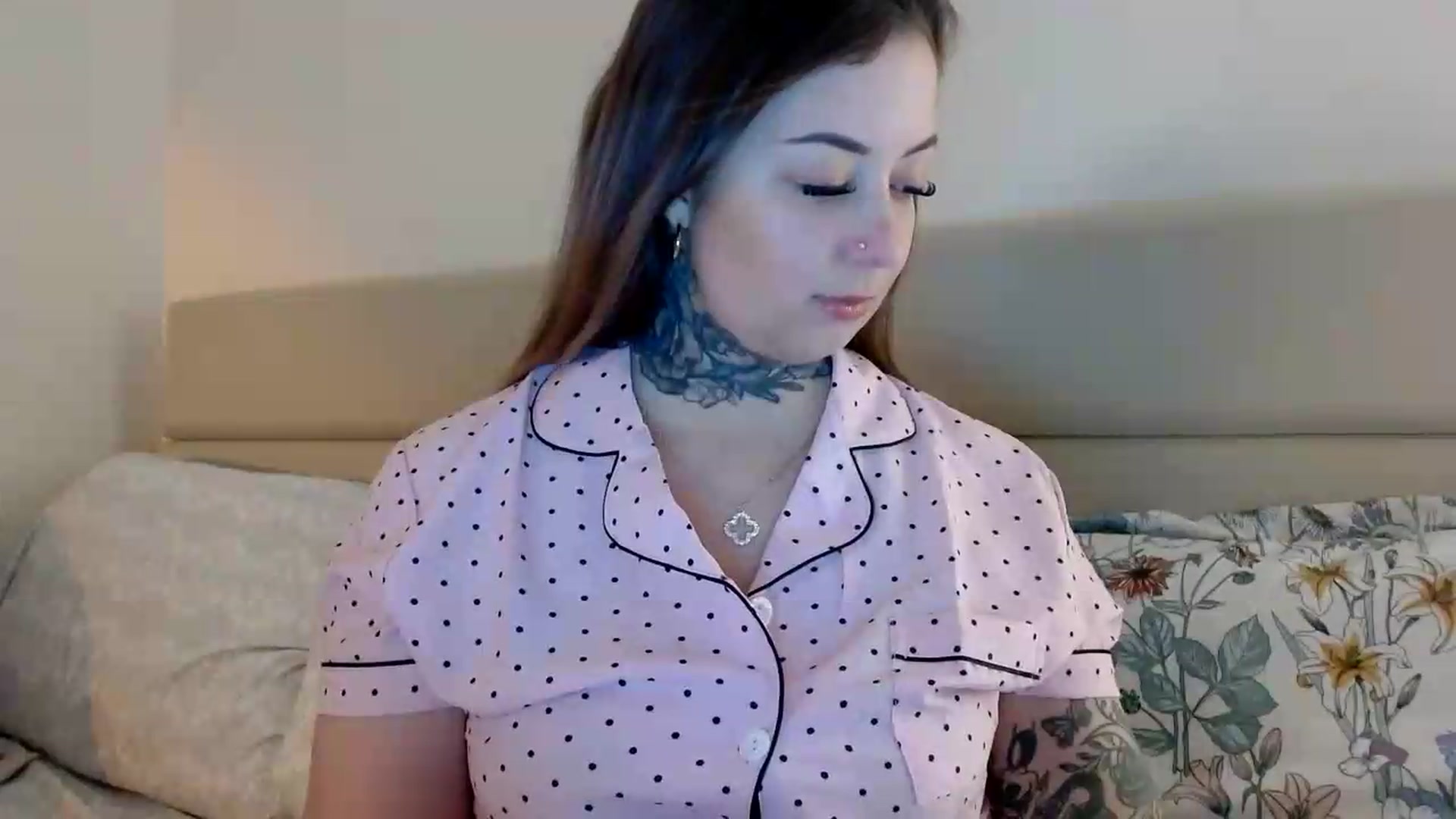 Gallery image thumbnail from IllusionBby's myfreecams stream on, 08/20/2026, 02:29 image 6 of 20