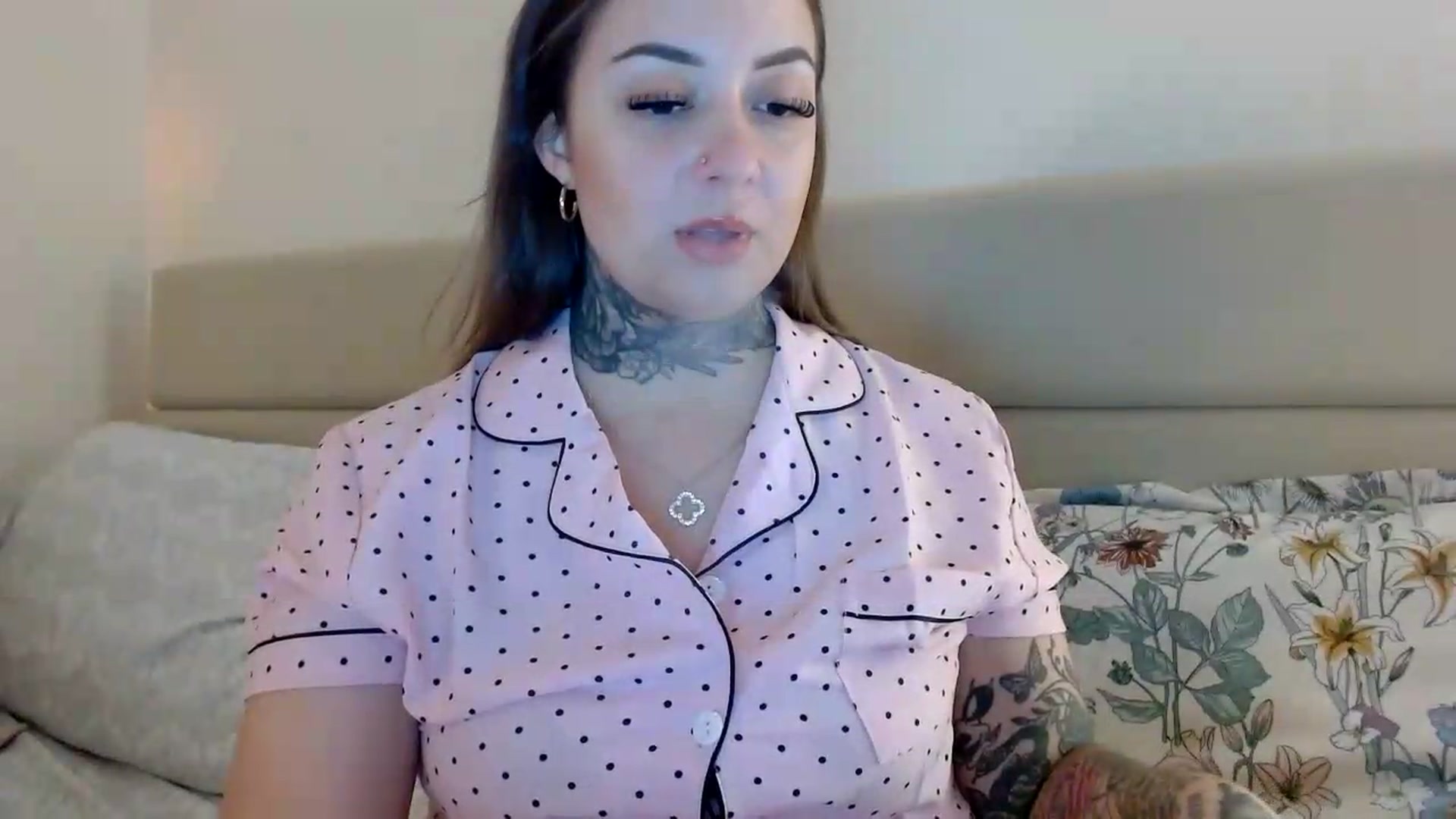 Gallery image thumbnail from IllusionBby's myfreecams stream on, 08/20/2026, 02:29 image 7 of 20