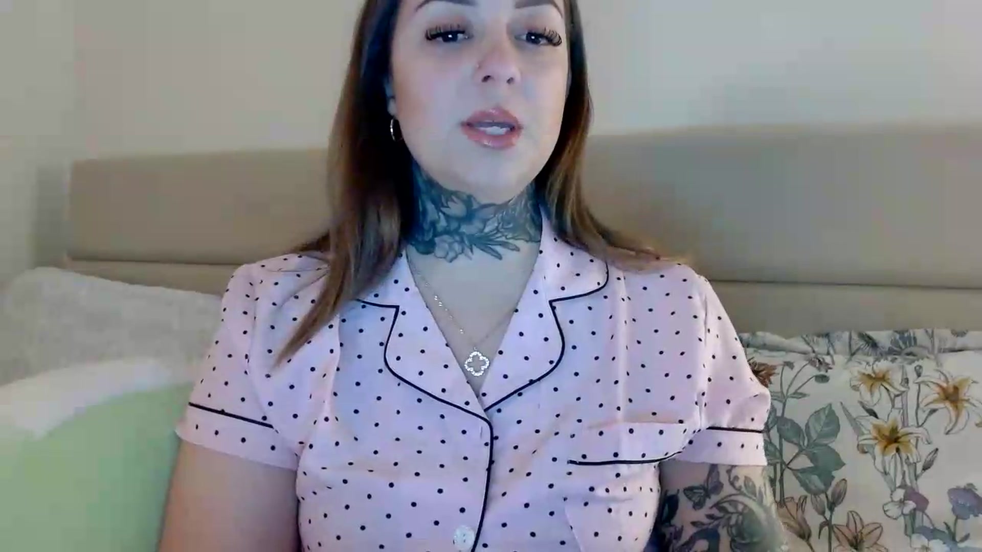 Gallery image thumbnail from IllusionBby's myfreecams stream on, 08/20/2026, 02:29 image 16 of 20