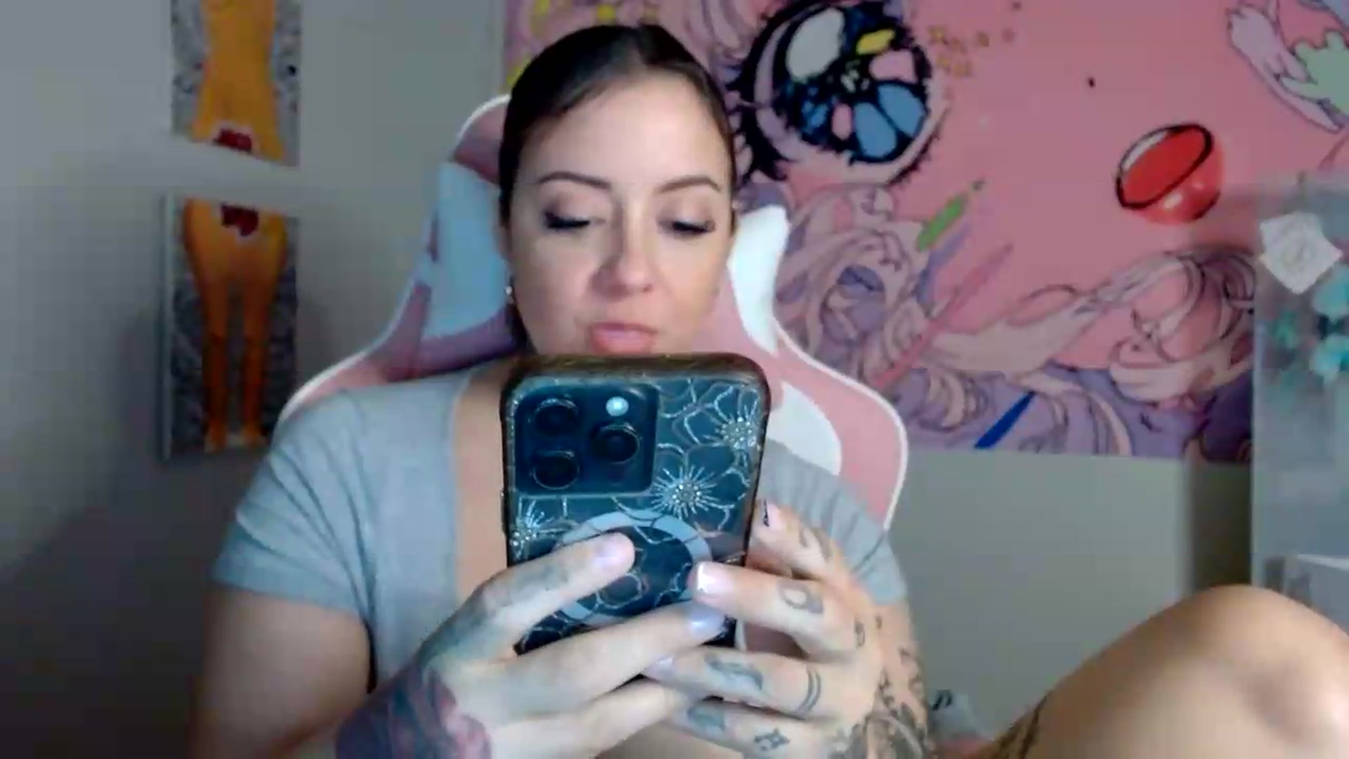 Gallery image thumbnail from IllusionBby's myfreecams stream on, 08/23/2026, 10:59 image 15 of 20