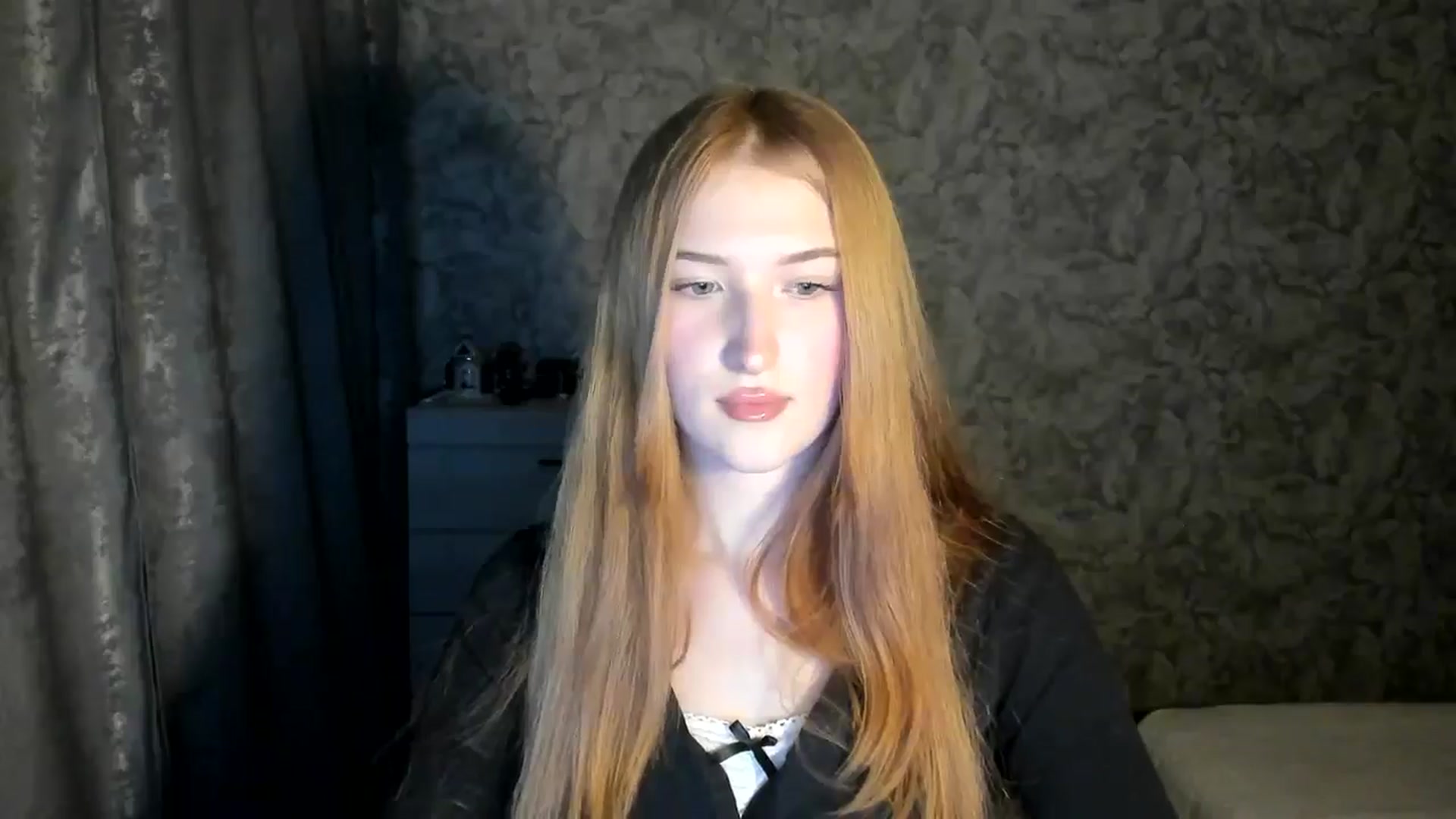 Gallery image thumbnail from Ilona_Here's myfreecams stream on, 12/29/2025, 17:30 image 8 of 20