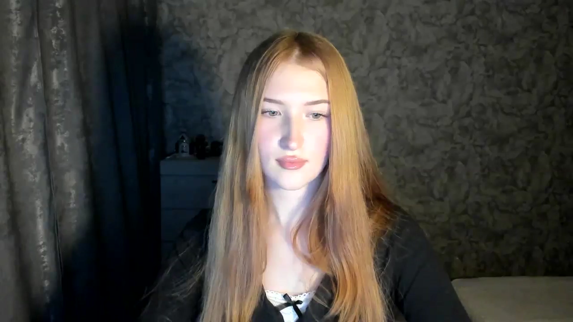 Gallery image thumbnail from Ilona_Here's myfreecams stream on, 12/29/2025, 17:30 image 9 of 20