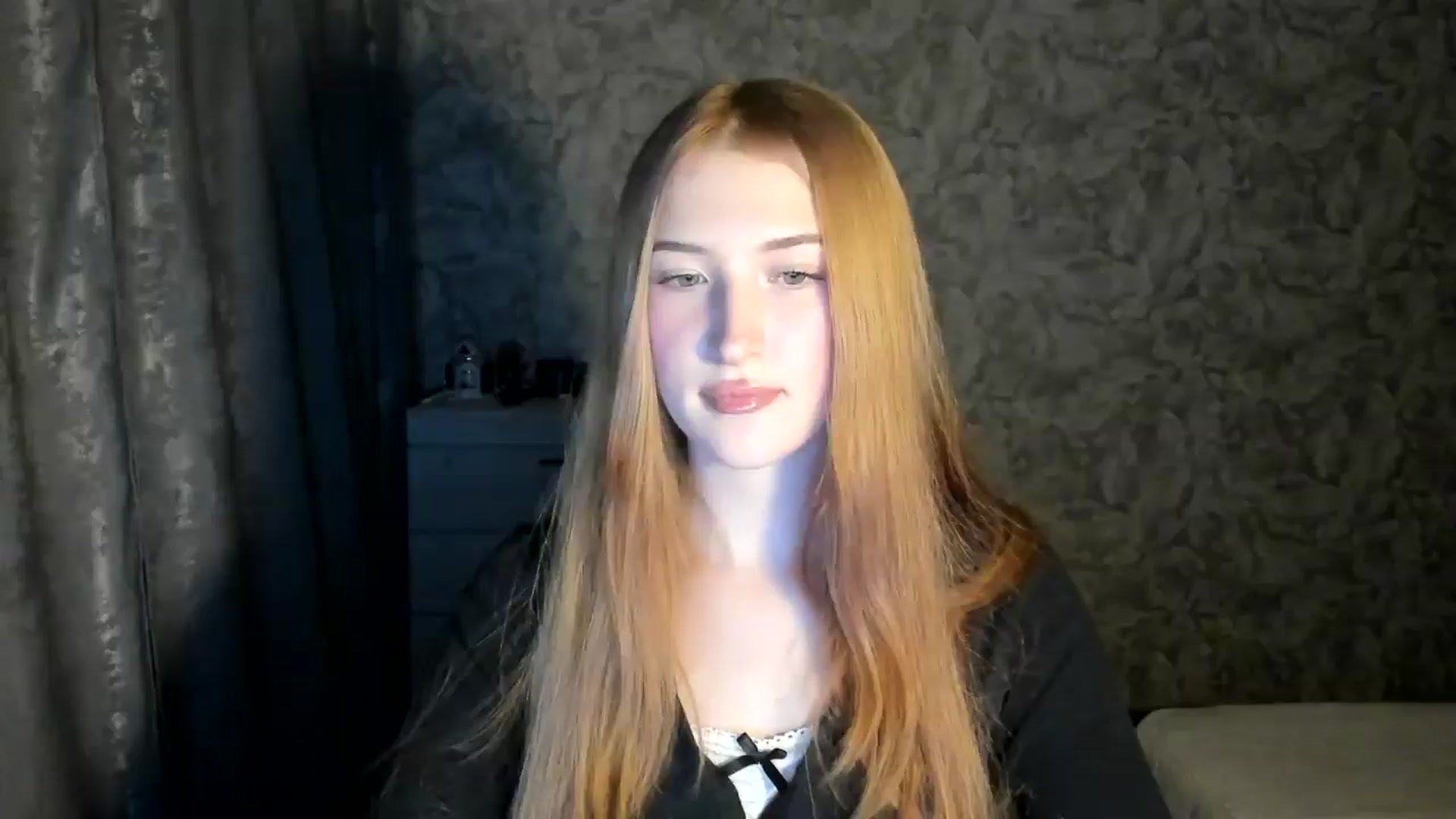 Gallery image thumbnail from Ilona_Here's myfreecams stream on, 12/29/2025, 17:30 image 15 of 20