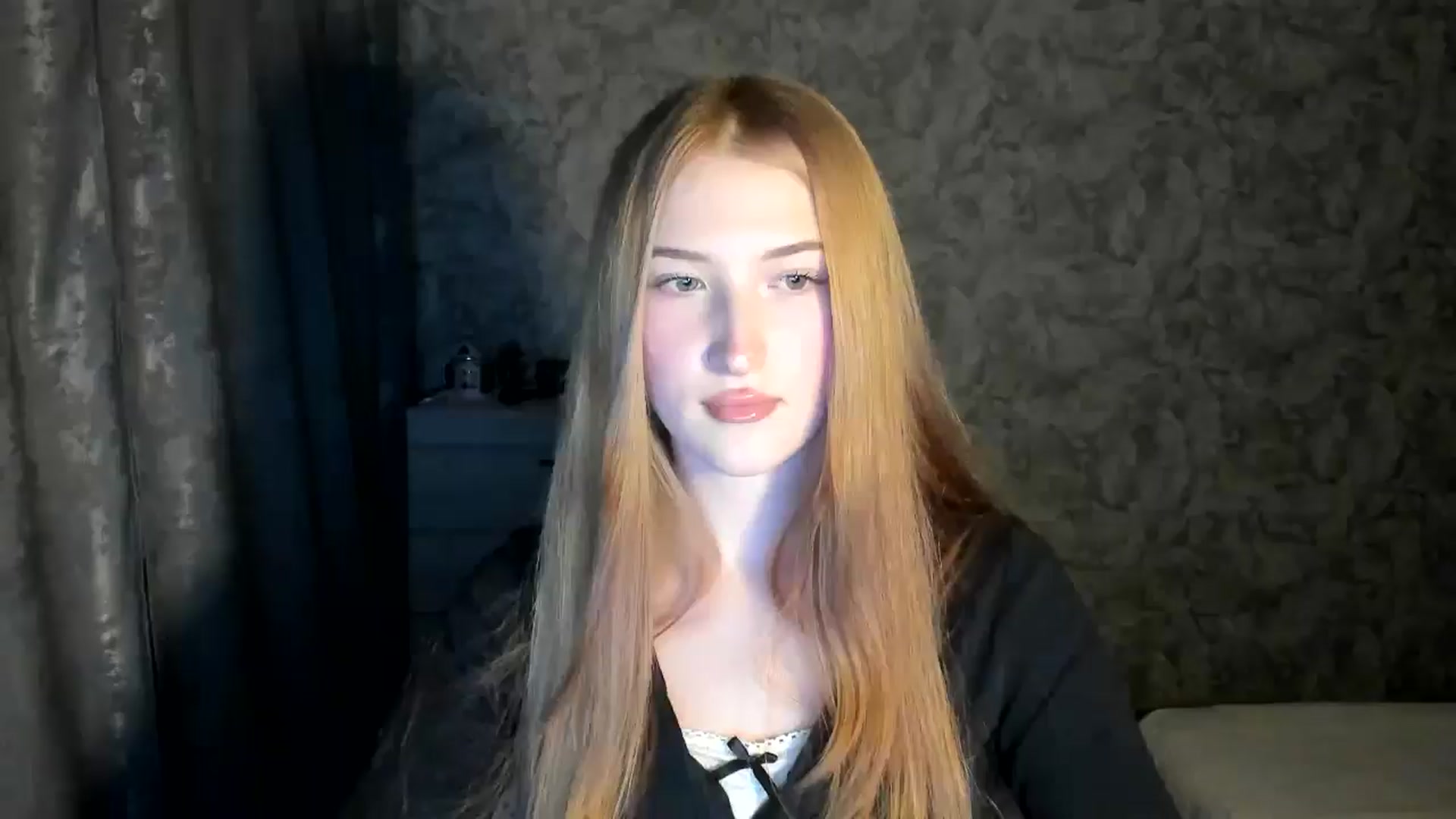 Gallery image thumbnail from Ilona_Here's myfreecams stream on, 12/29/2025, 17:30 image 1 of 20