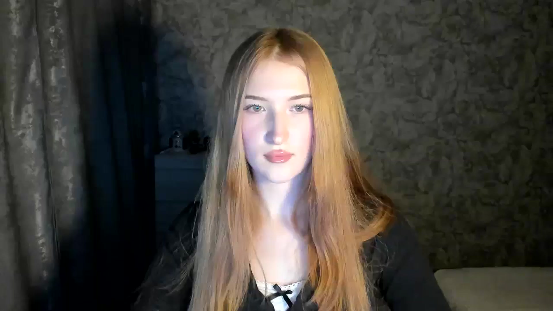 Gallery image thumbnail from Ilona_Here's myfreecams stream on, 12/29/2025, 17:30 image 20 of 20