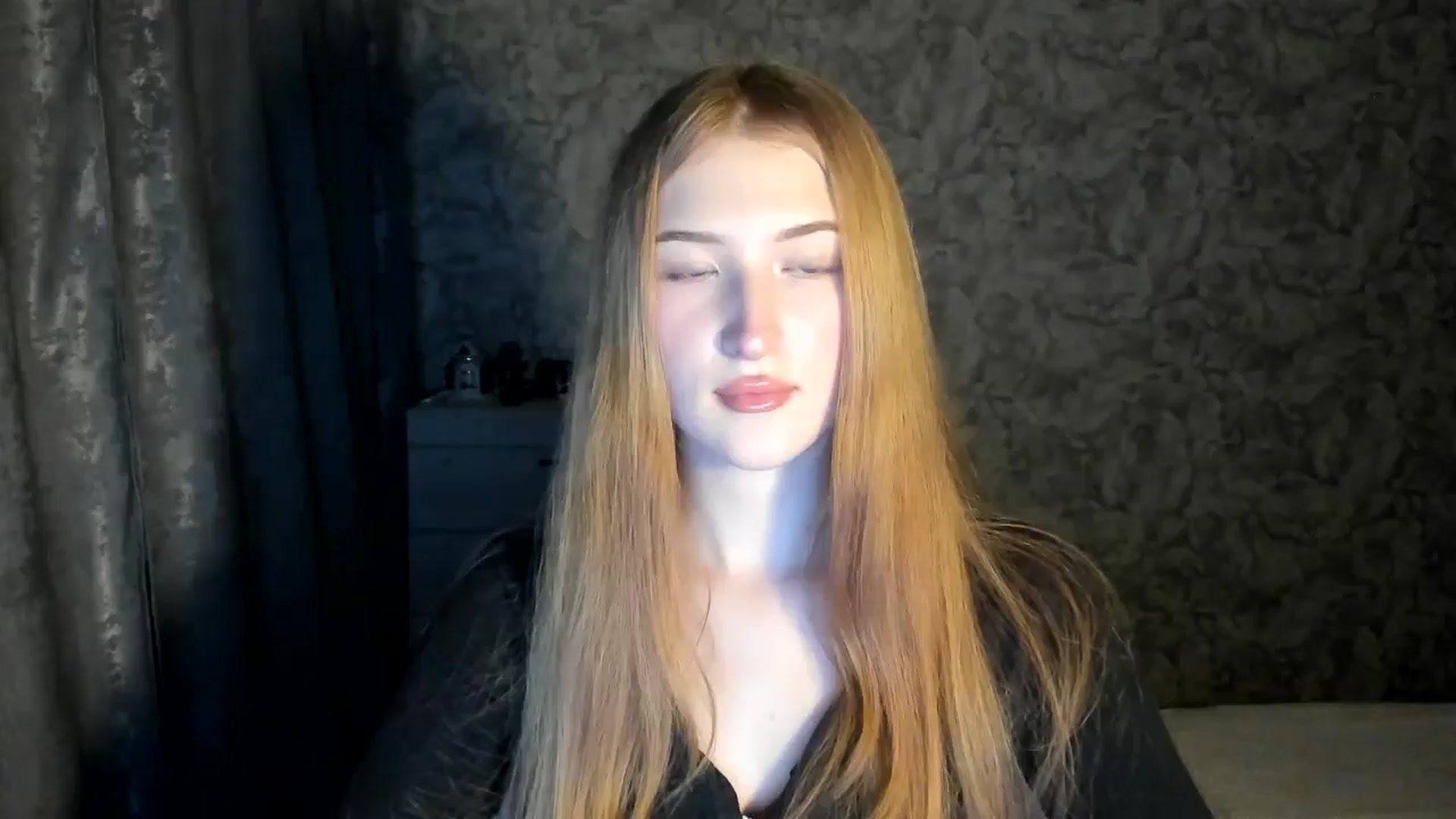 Gallery image thumbnail from Ilona_Here's myfreecams stream on, 12/29/2025, 19:23 image 1 of 20