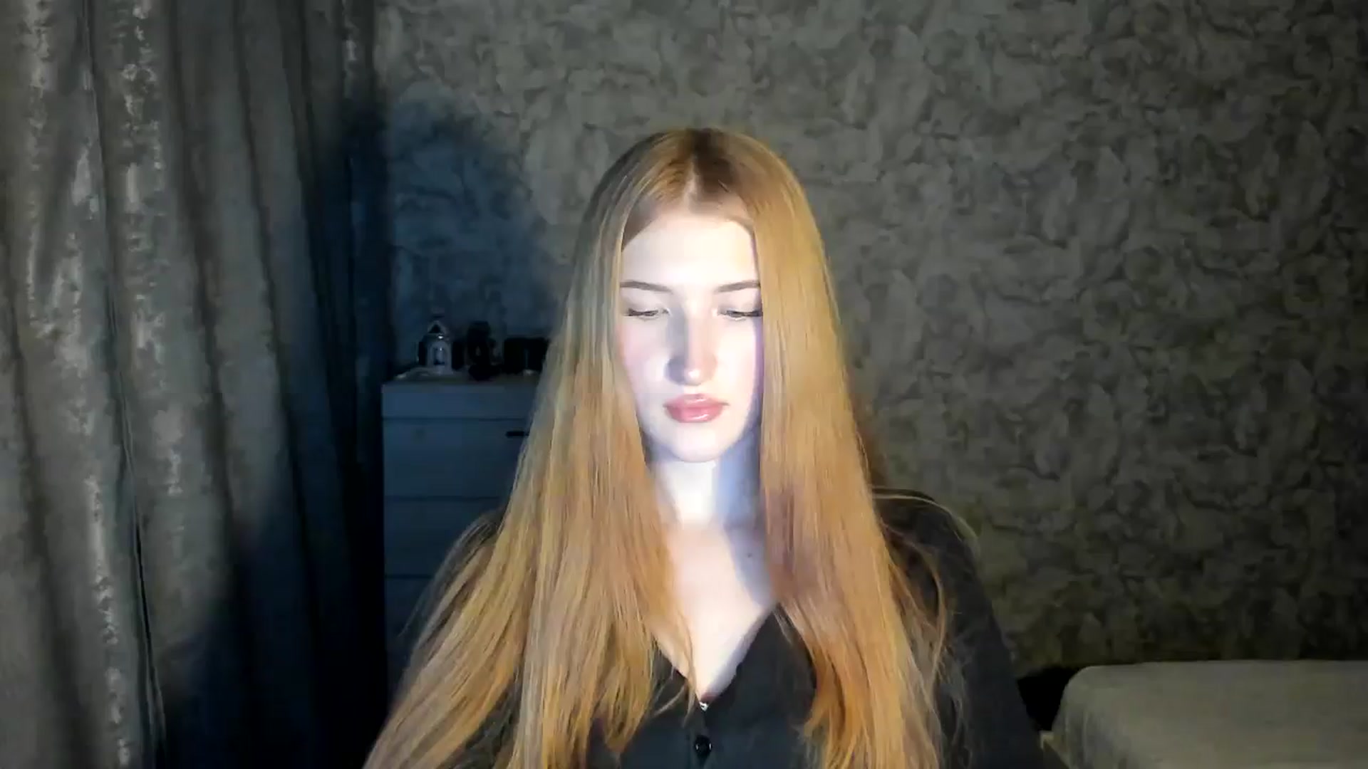 Gallery image thumbnail from Ilona_Here's myfreecams stream on, 12/29/2025, 19:23 image 20 of 20