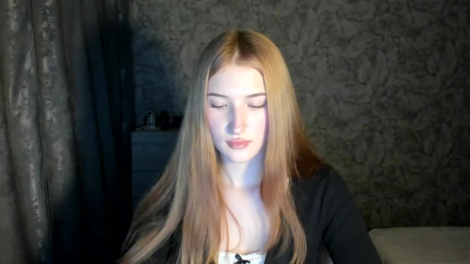 Gallery image thumbnail from Ilona_Here's myfreecams stream on, 12/29/2025, 20:03 image 1 of 20