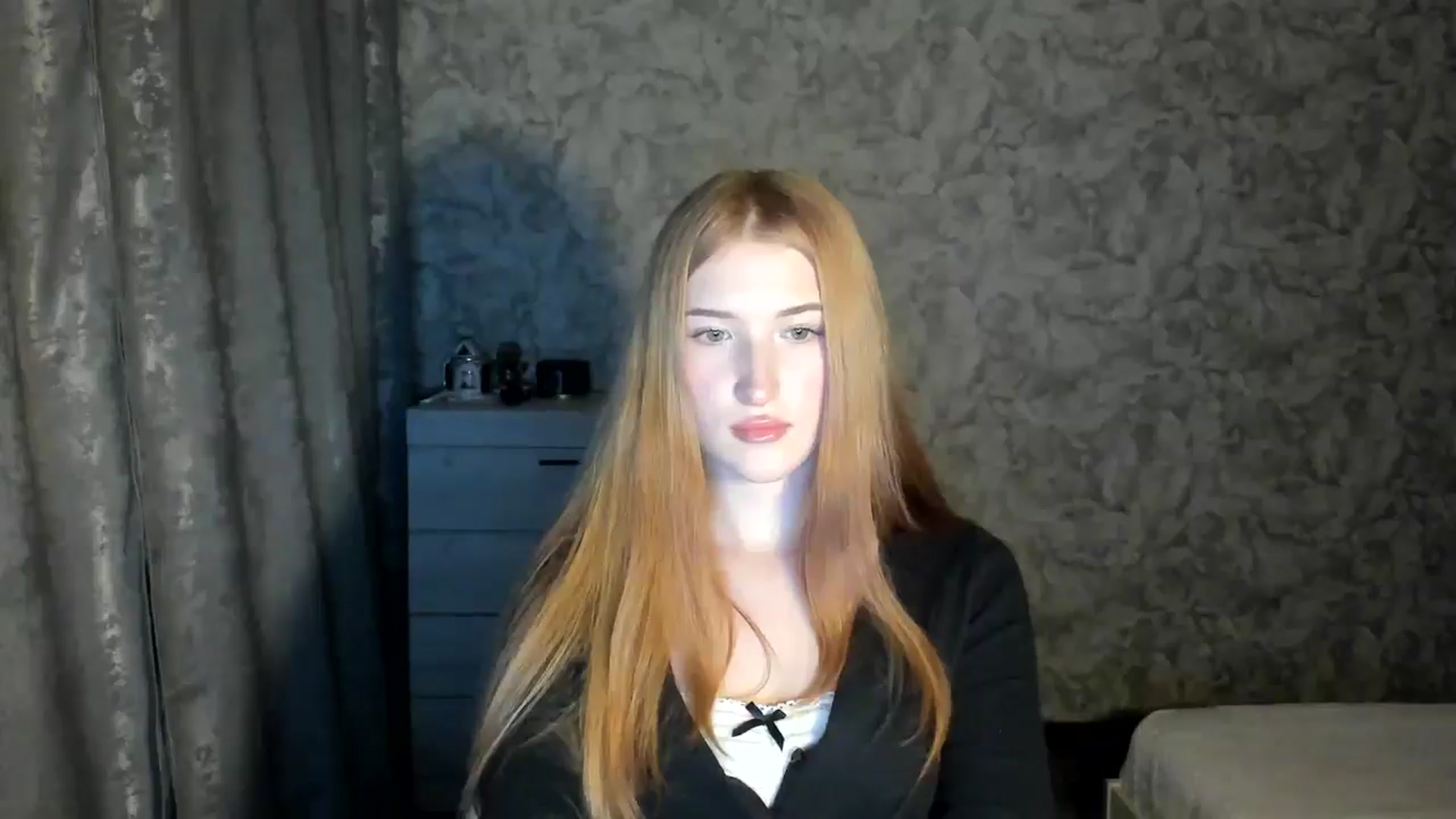Gallery image thumbnail from Ilona_Here's myfreecams stream on, 12/29/2025, 20:03 image 19 of 20