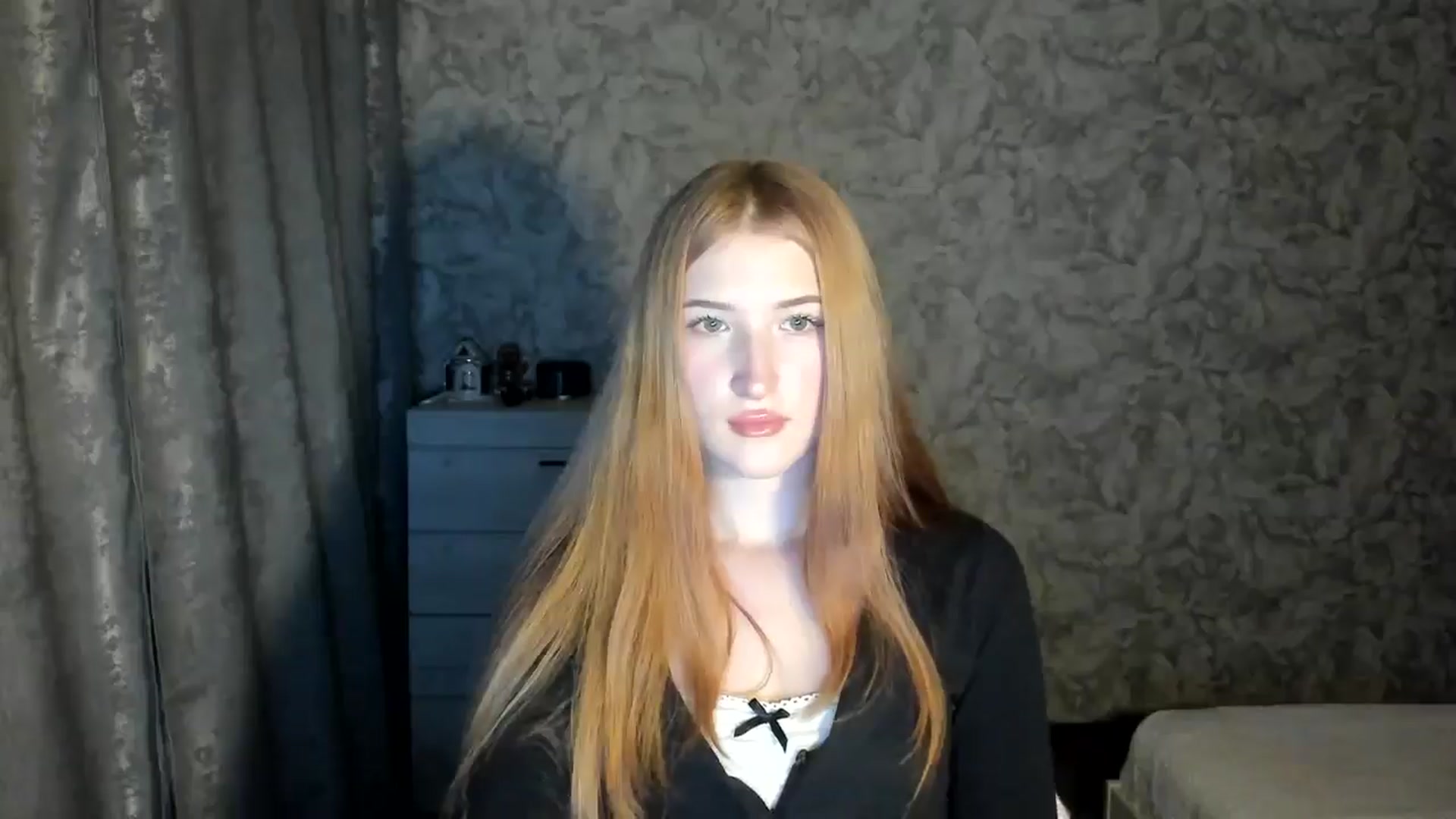 Gallery image thumbnail from Ilona_Here's myfreecams stream on, 12/29/2025, 20:03 image 13 of 20