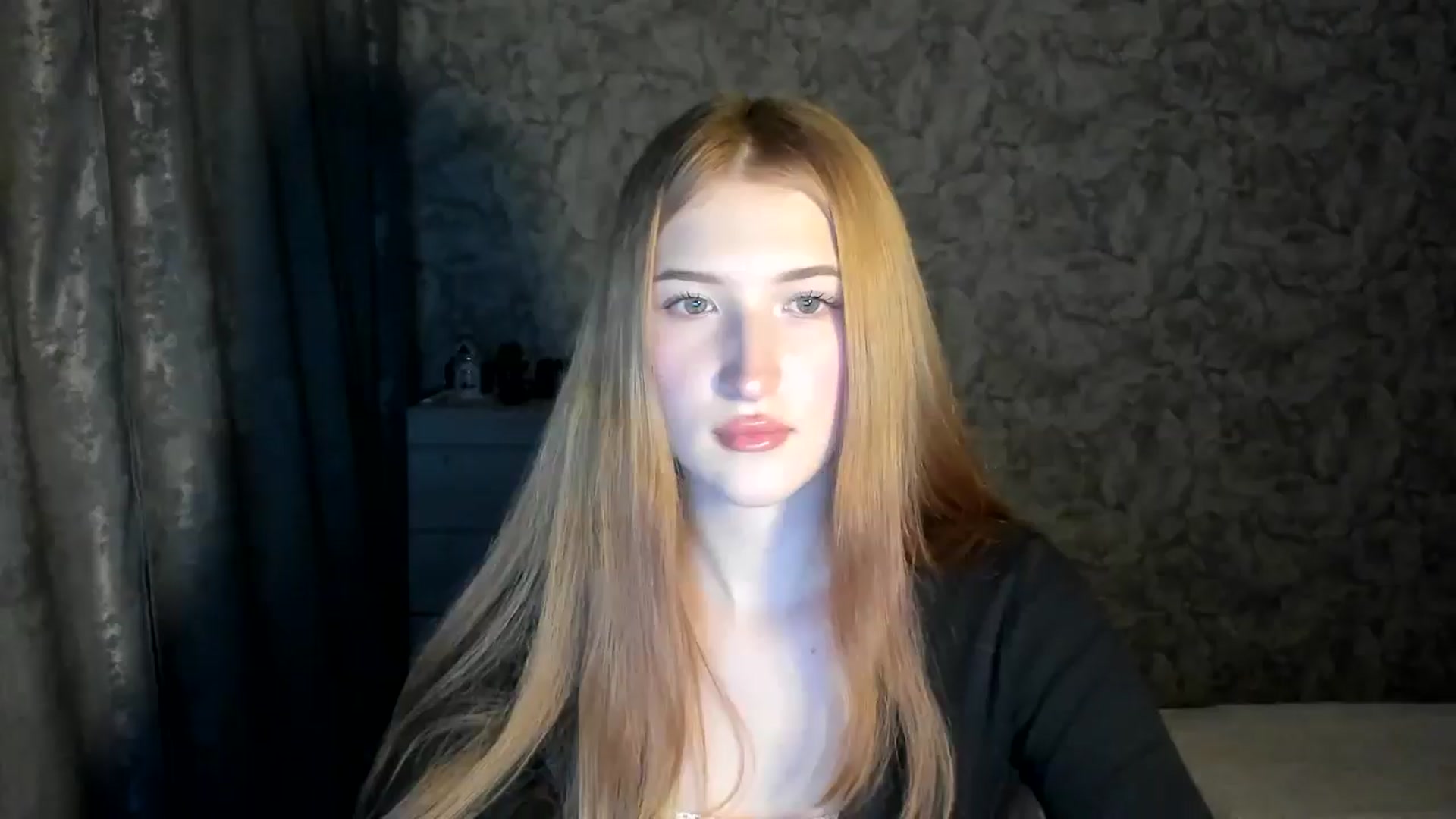 Gallery image thumbnail from Ilona_Here's myfreecams stream on, 12/29/2025, 20:03 image 2 of 20