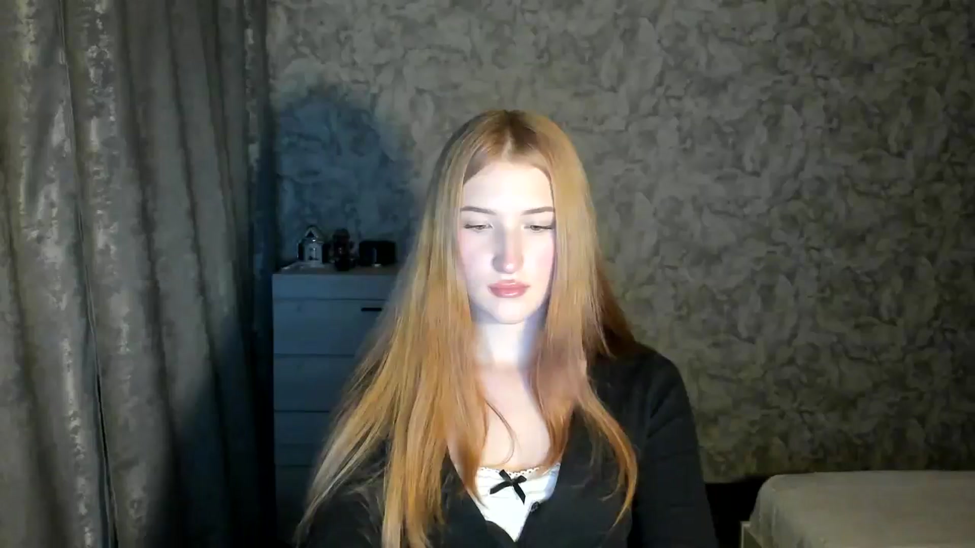 Gallery image thumbnail from Ilona_Here's myfreecams stream on, 12/29/2025, 20:03 image 15 of 20