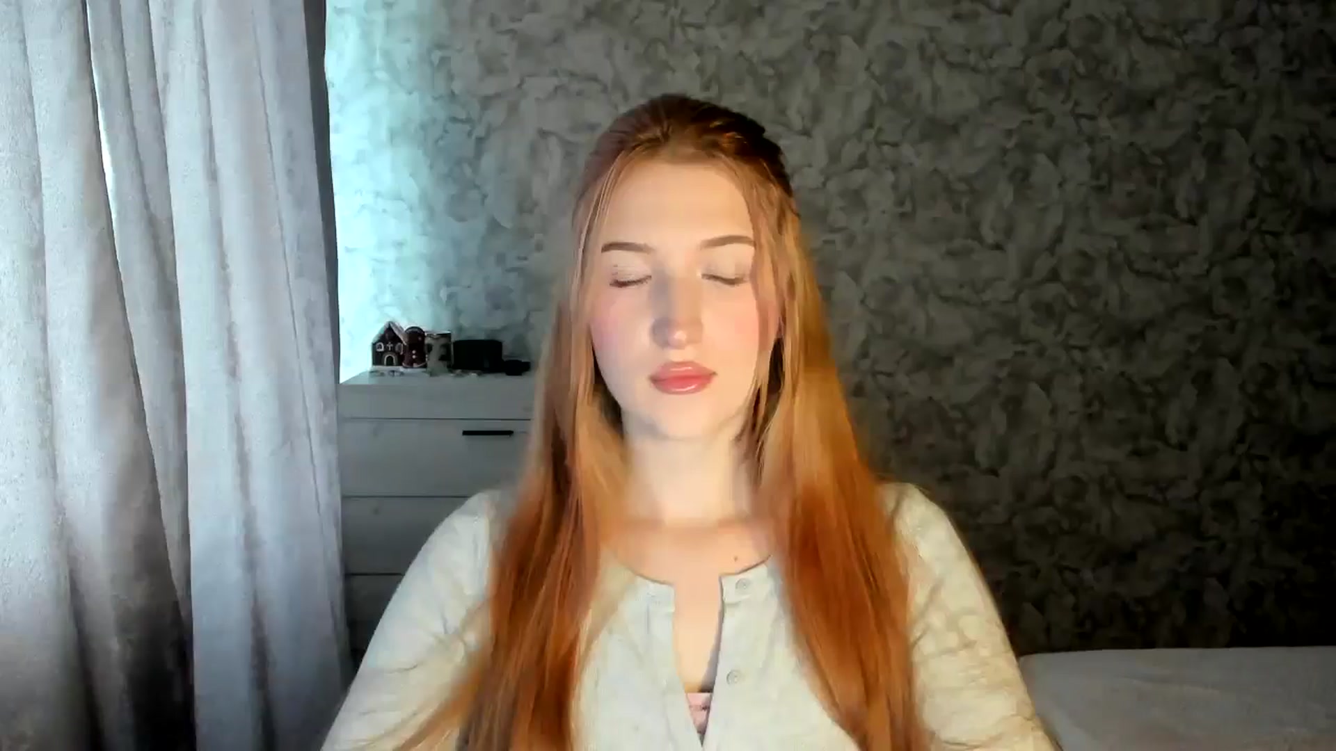 Gallery image thumbnail from Ilona_Here's myfreecams stream on, 01/02/2026, 09:46 image 6 of 20