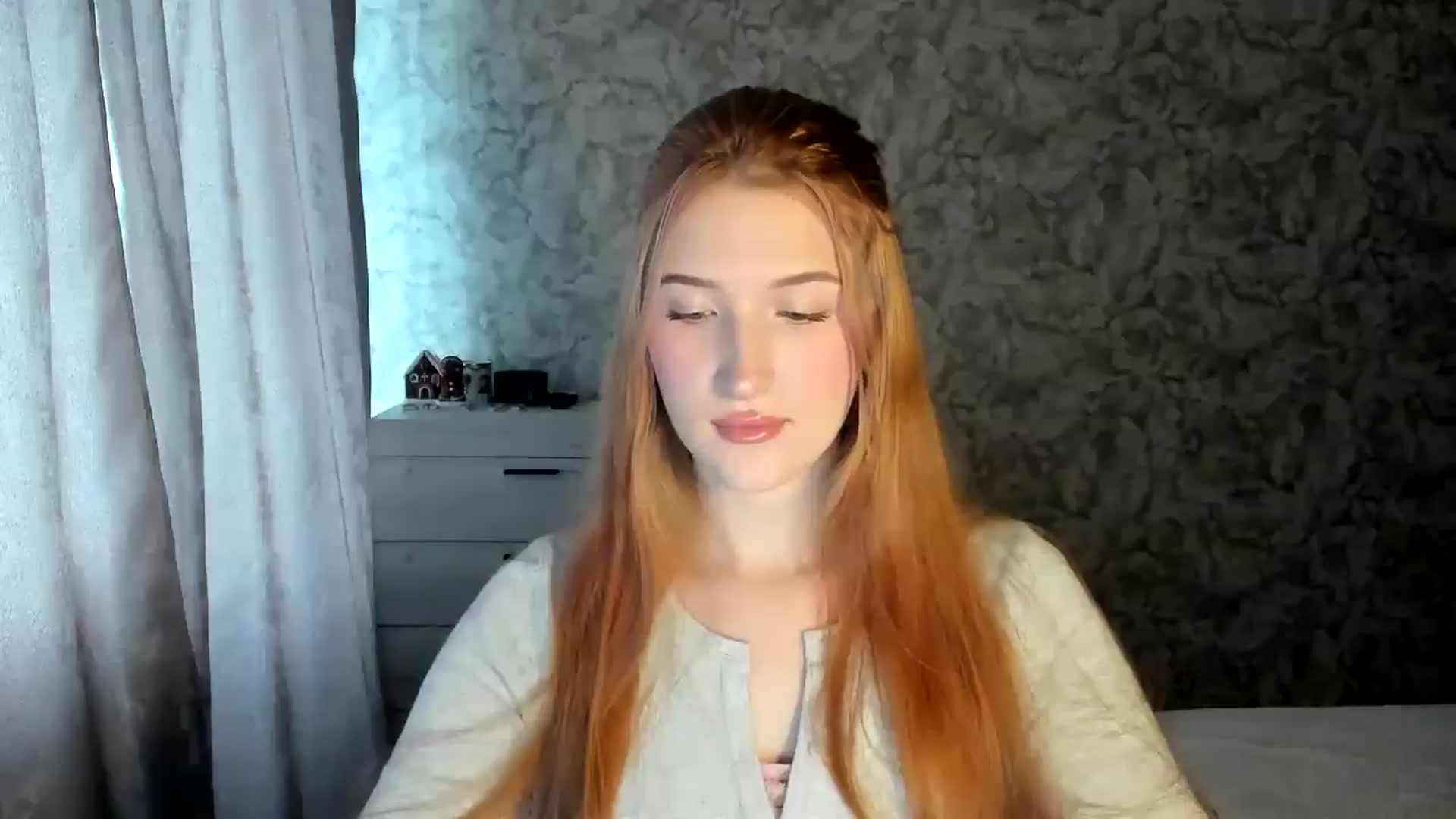 Gallery image thumbnail from Ilona_Here's myfreecams stream on, 01/02/2026, 09:46 image 16 of 20