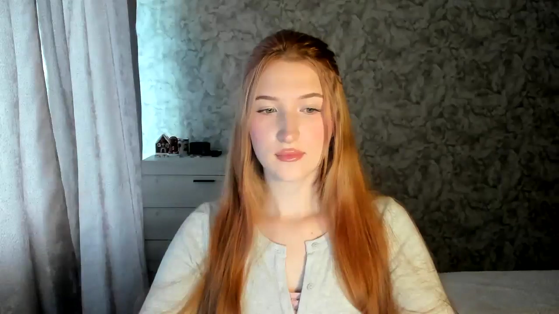 Gallery image thumbnail from Ilona_Here's myfreecams stream on, 01/02/2026, 09:46 image 10 of 20