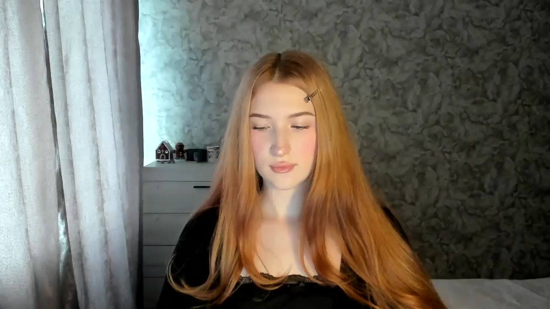 Gallery image thumbnail from Ilona_Here's myfreecams stream on, 01/05/2026, 10:22 image 1 of 20