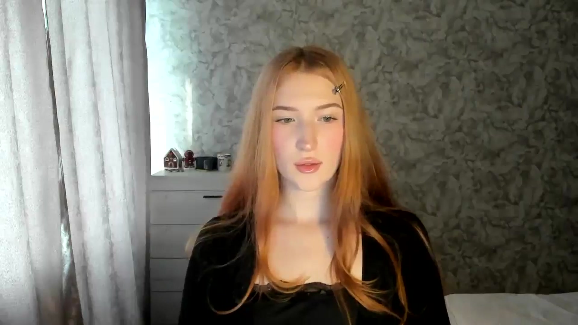 Gallery image thumbnail from Ilona_Here's myfreecams stream on, 01/05/2026, 10:22 image 7 of 20