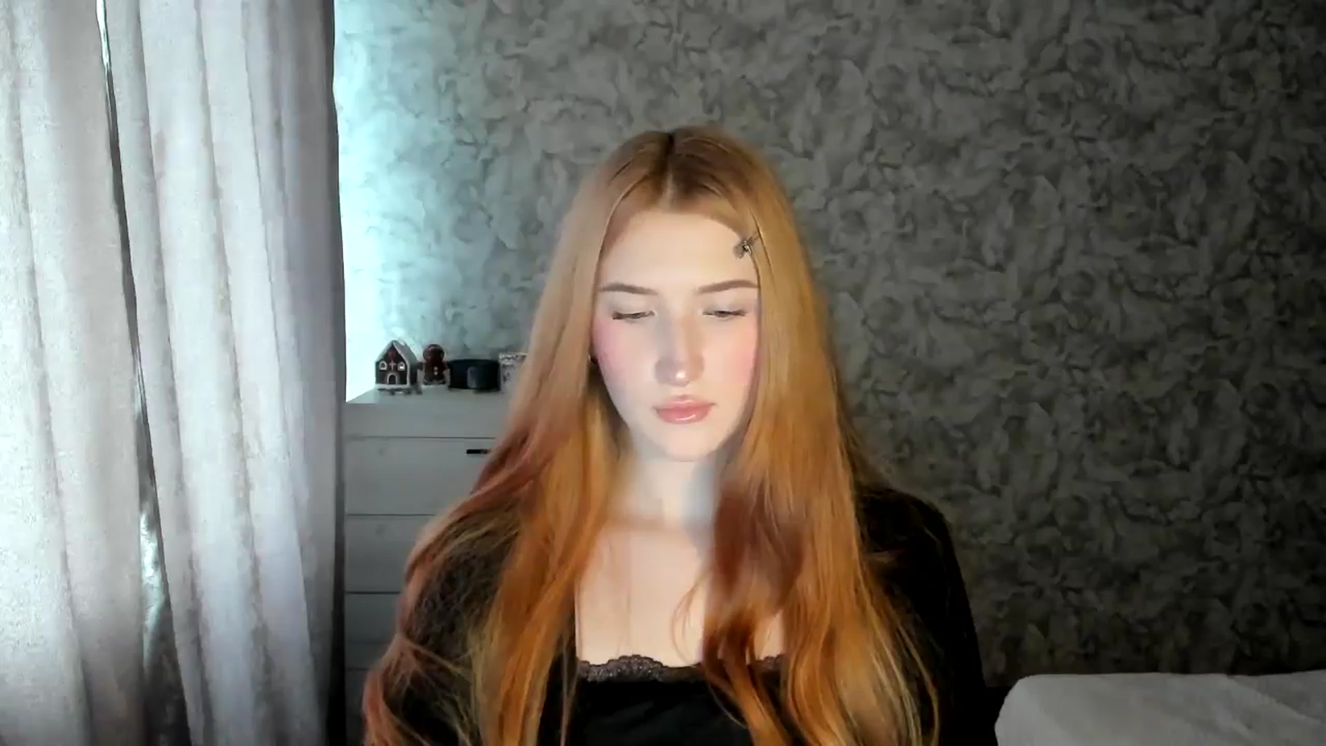 Gallery image thumbnail from Ilona_Here's myfreecams stream on, 01/05/2026, 11:44 image 6 of 20