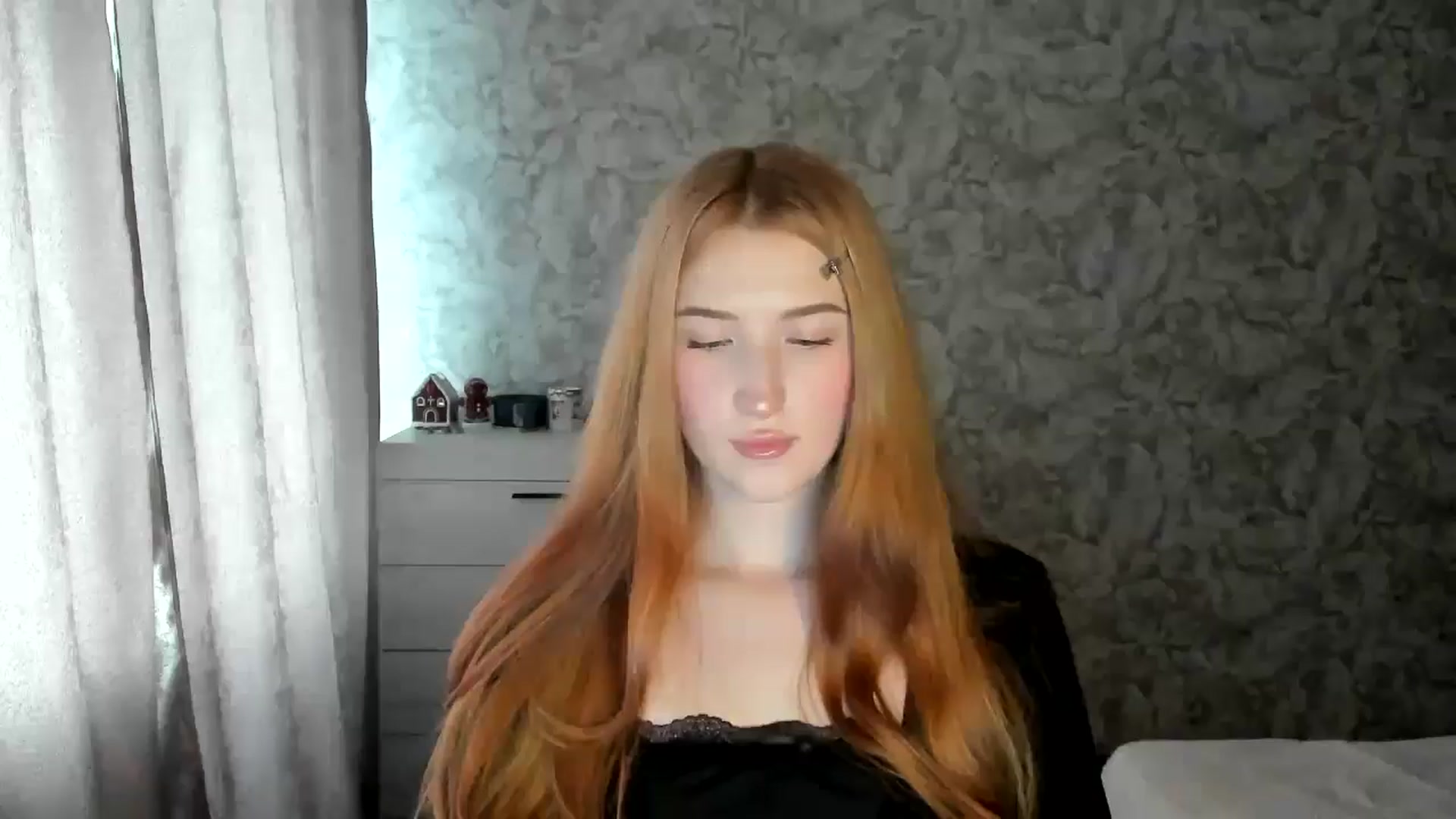 Gallery image thumbnail from Ilona_Here's myfreecams stream on, 01/05/2026, 11:44 image 10 of 20