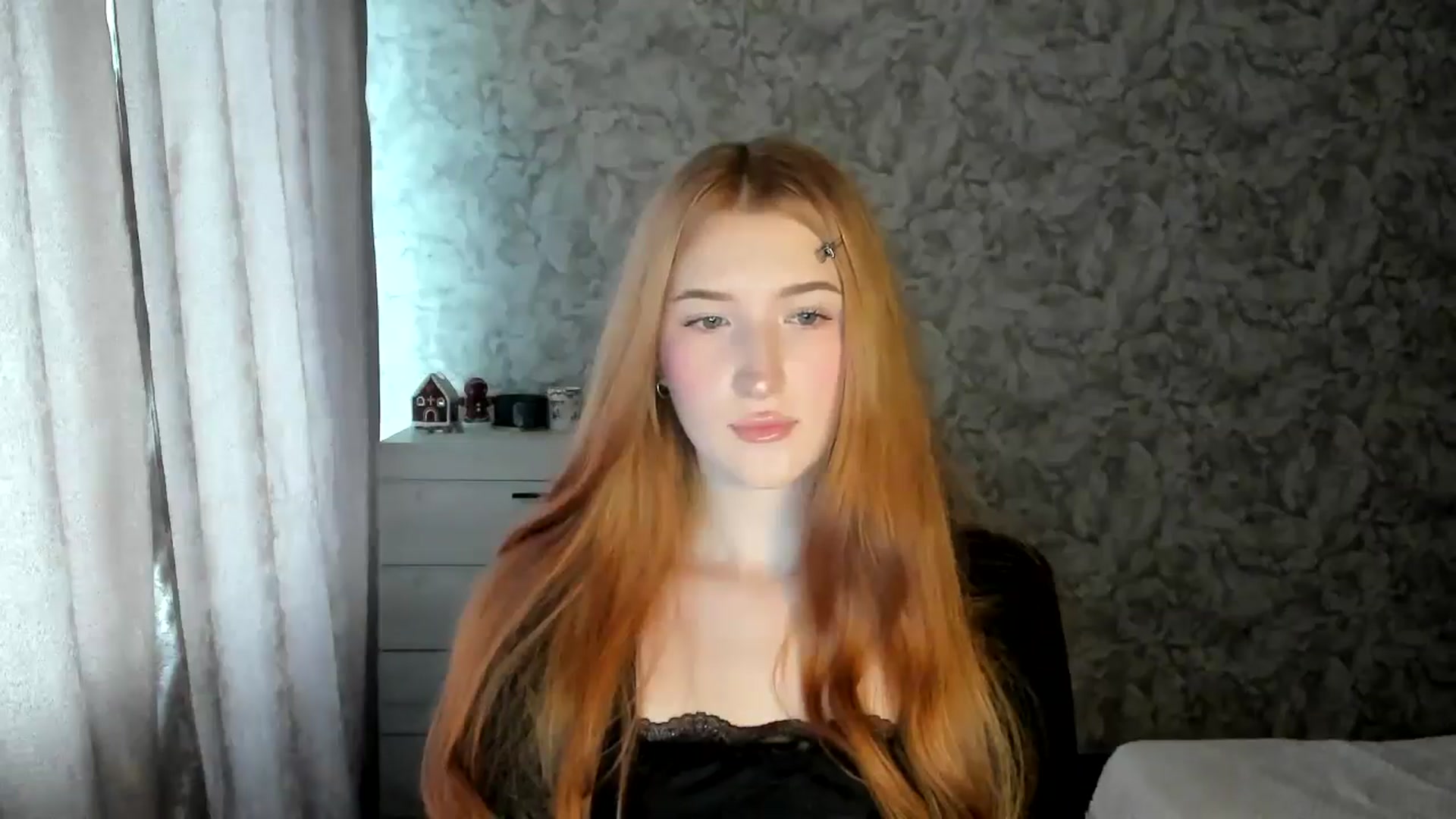 Gallery image thumbnail from Ilona_Here's myfreecams stream on, 01/05/2026, 11:44 image 5 of 20