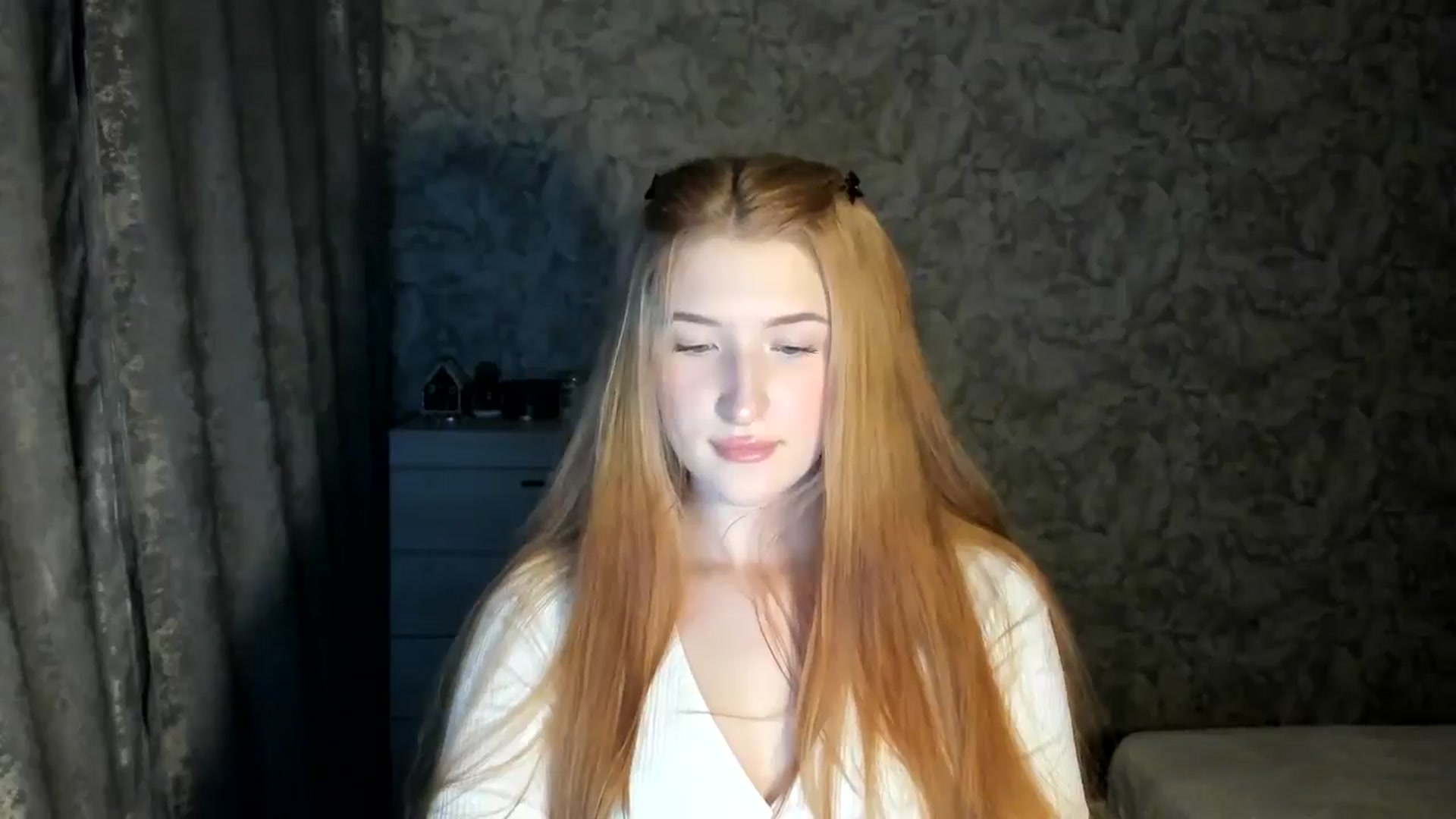 Gallery image thumbnail from Ilona_Here's myfreecams stream on, 01/06/2026, 15:06 image 13 of 20