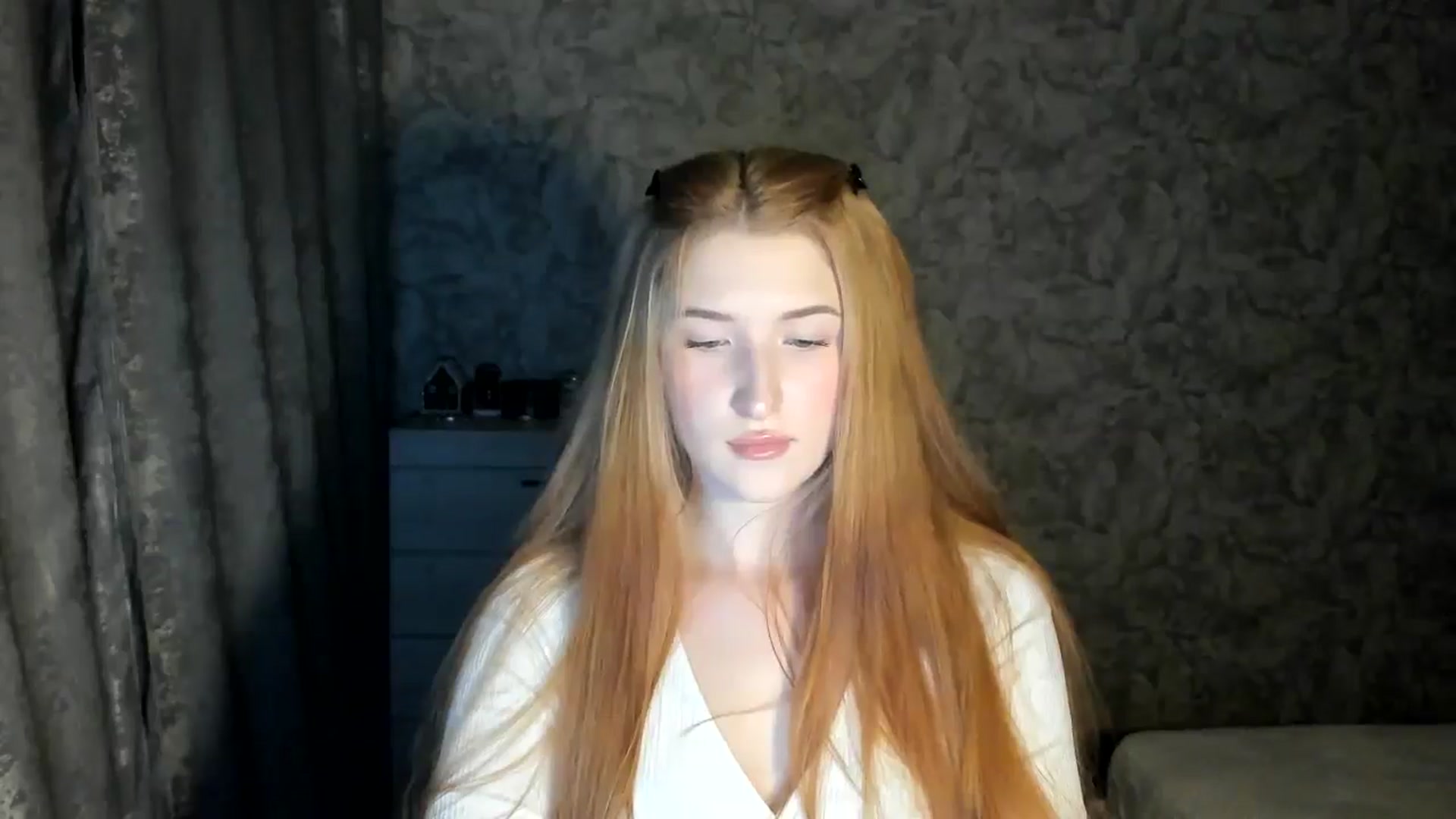 Gallery image thumbnail from Ilona_Here's myfreecams stream on, 01/06/2026, 15:06 image 12 of 20