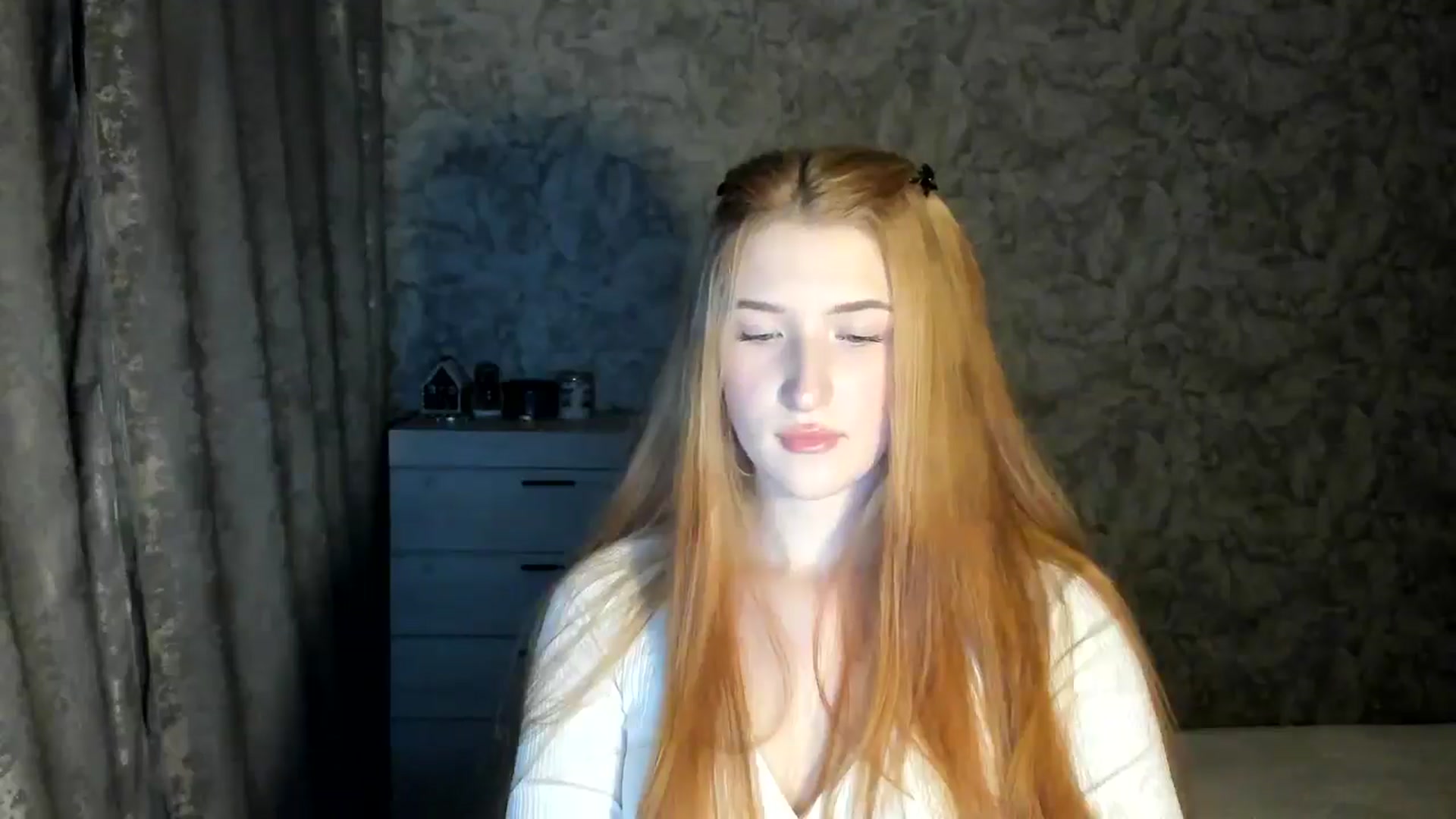 Gallery image thumbnail from Ilona_Here's myfreecams stream on, 01/06/2026, 15:06 image 5 of 20