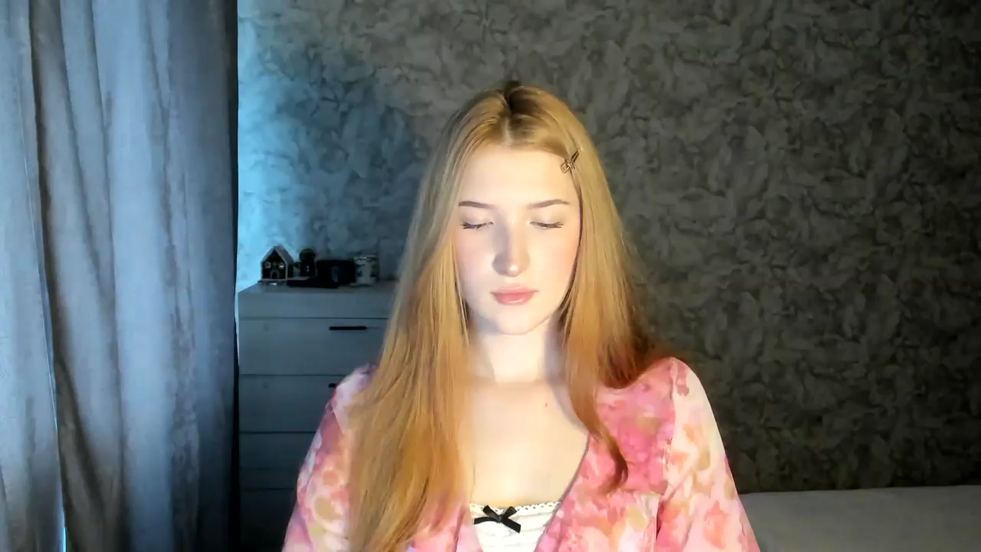 Gallery image thumbnail from Ilona_Here's myfreecams stream on, 01/08/2026, 09:24 image 1 of 20